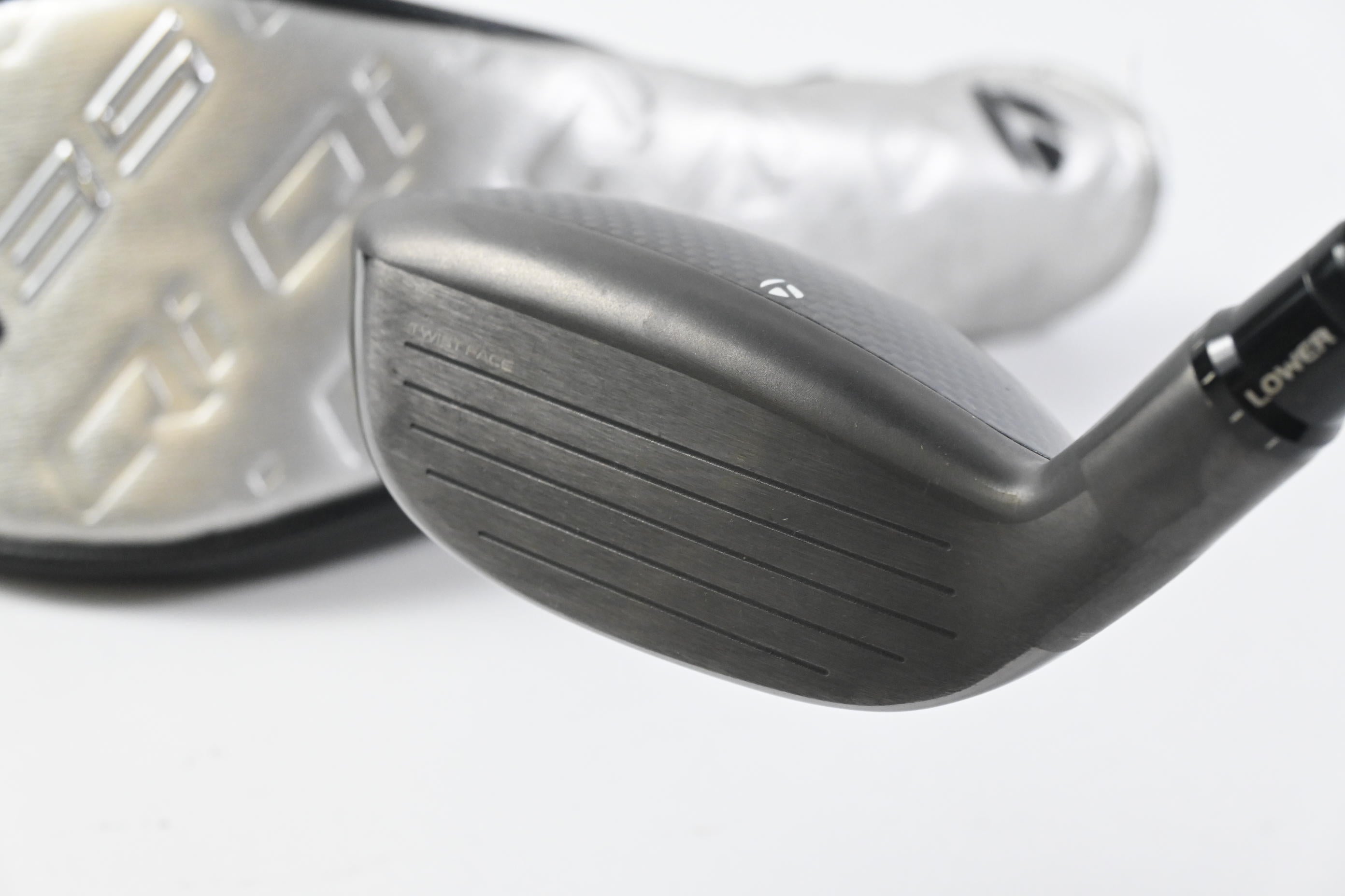Taylormade Qi35 #2 Hybrid / 17 degree / Stiff Flex Hzrdus Gen5 Black