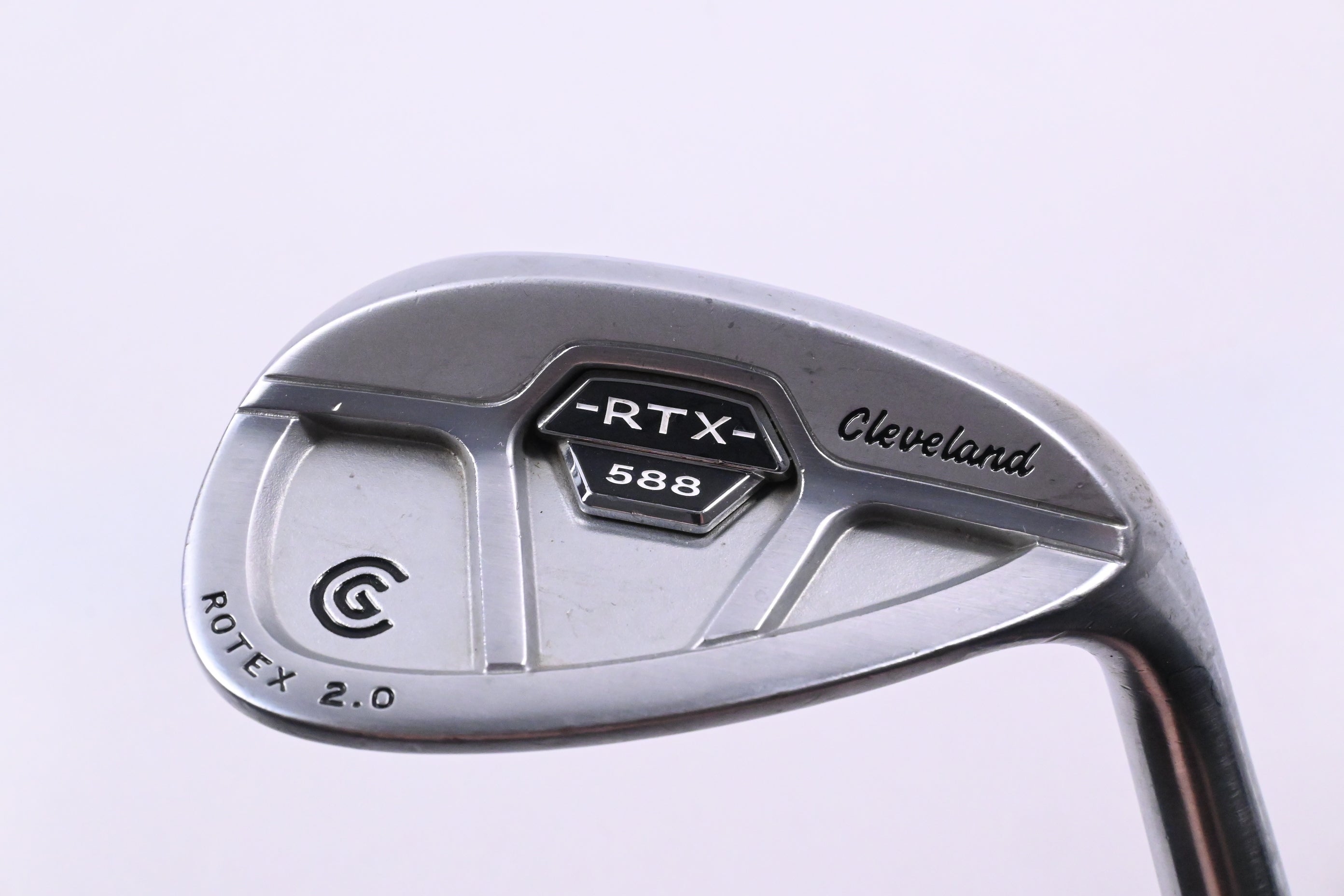 Cleveland 588 RTX 2.0 Sand Wedge / 56 Degree / Wedge Flex Dynamic Gold Shaft