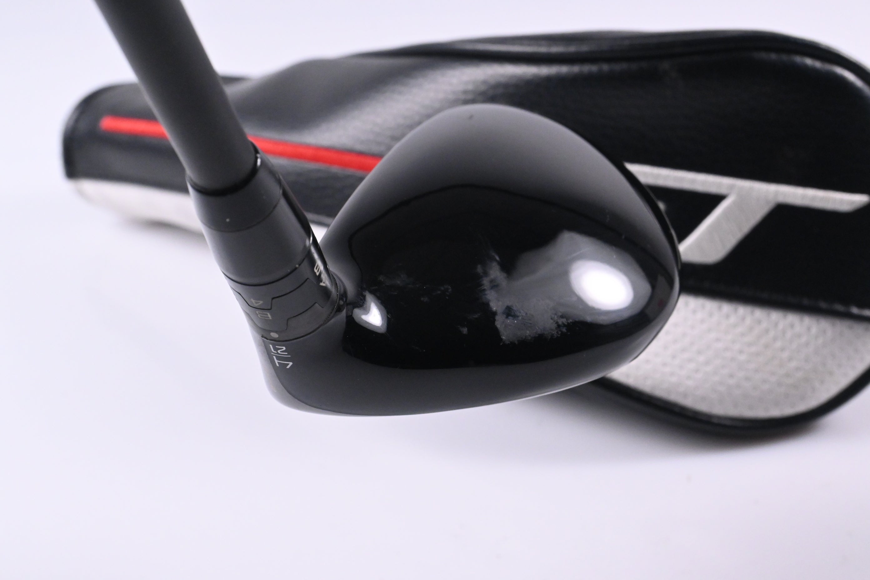 Titleist GT2 #4 Hybrid / 21 Degree / Stiff Flex HZRDUS Black 80 Shaft