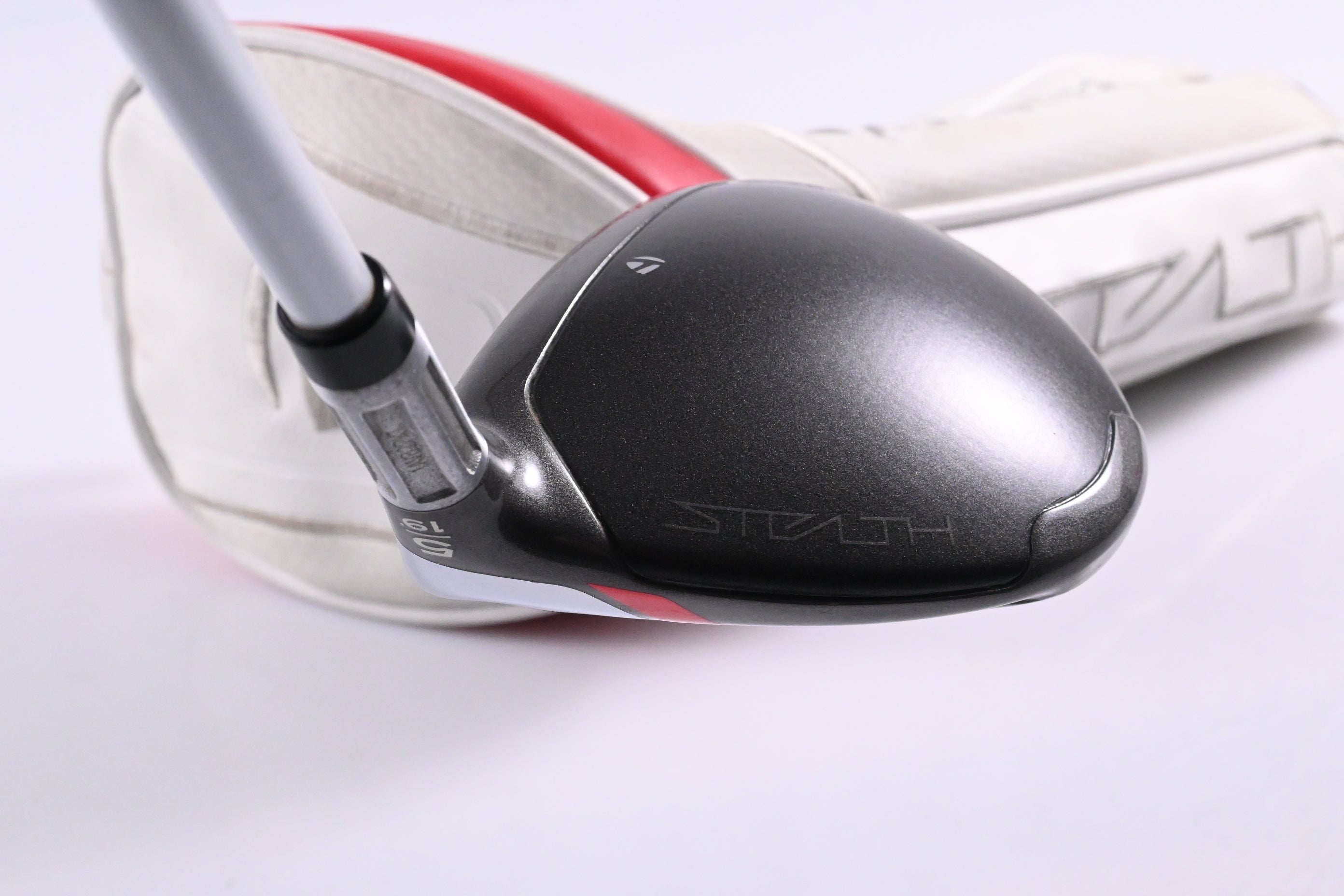 Ladies Taylormade Stealth #5 Wood / 19 Degree / Ladies Flex Aldila Ascent 45