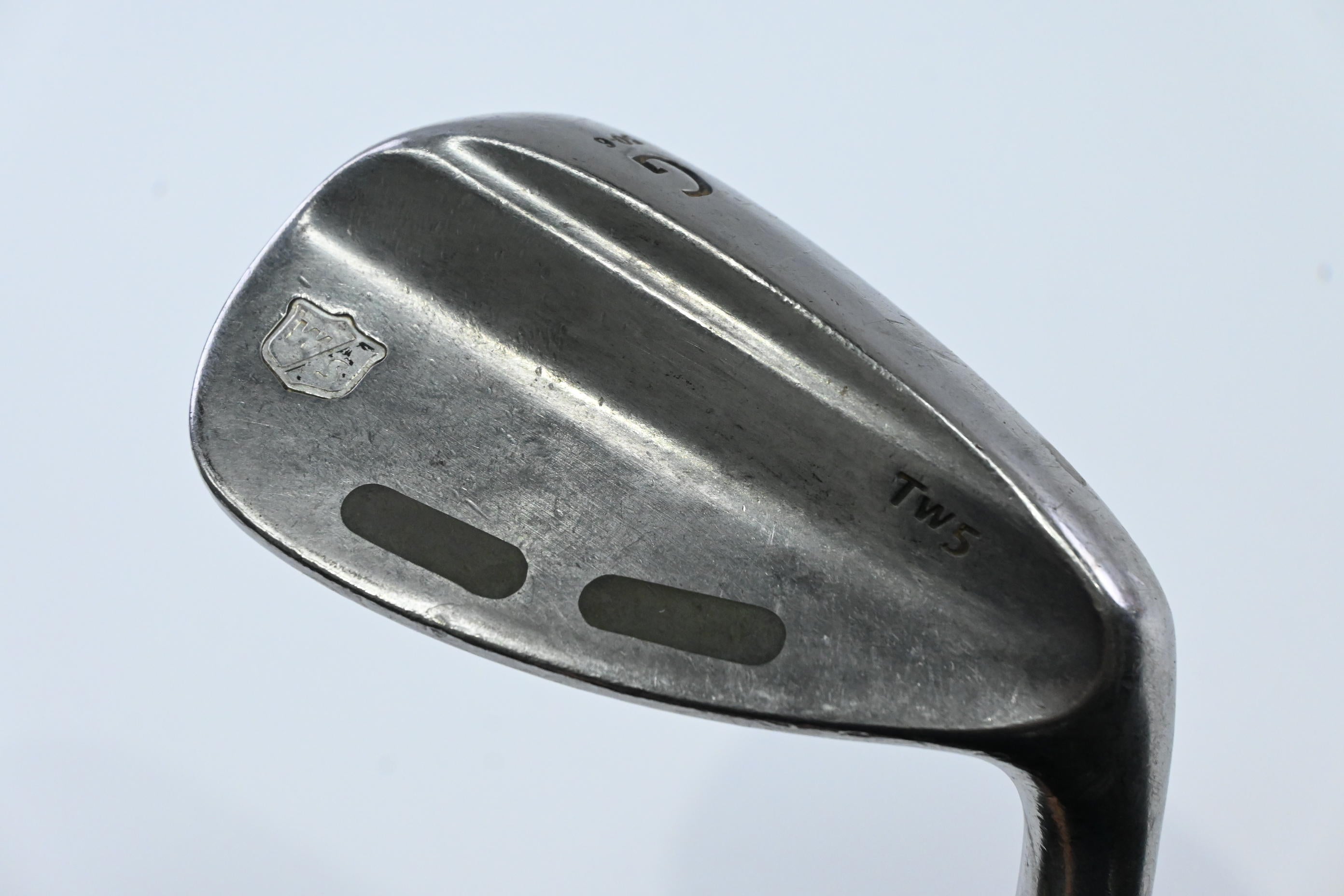 Wilson TW5 Gap Wedge / 50 Degree / Wedge Flex Dynamic Gold