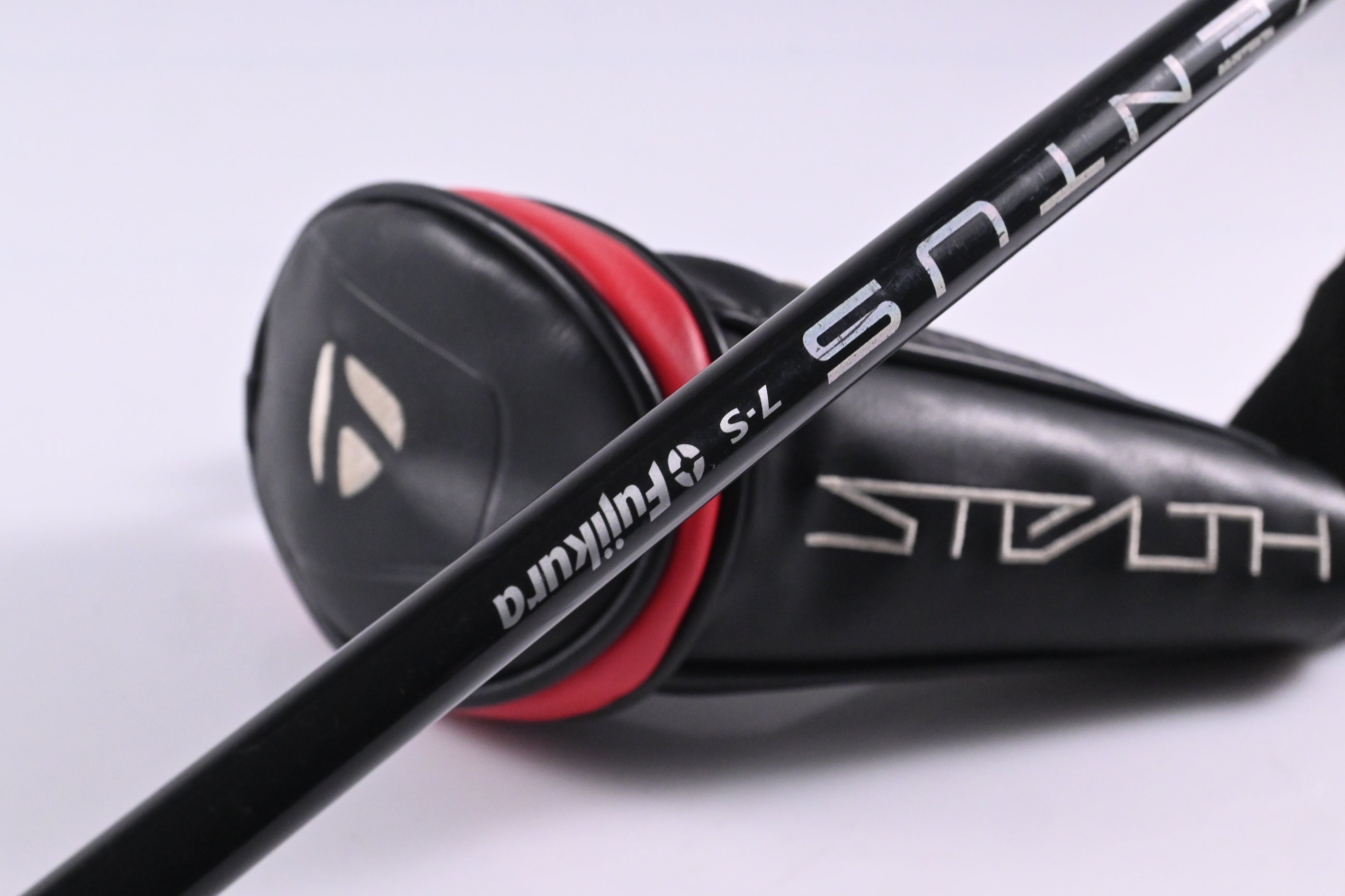Taylormade Stealth #4 Hybrid / 22 Degree / Stiff Flex Fujikura Ventus Red 7