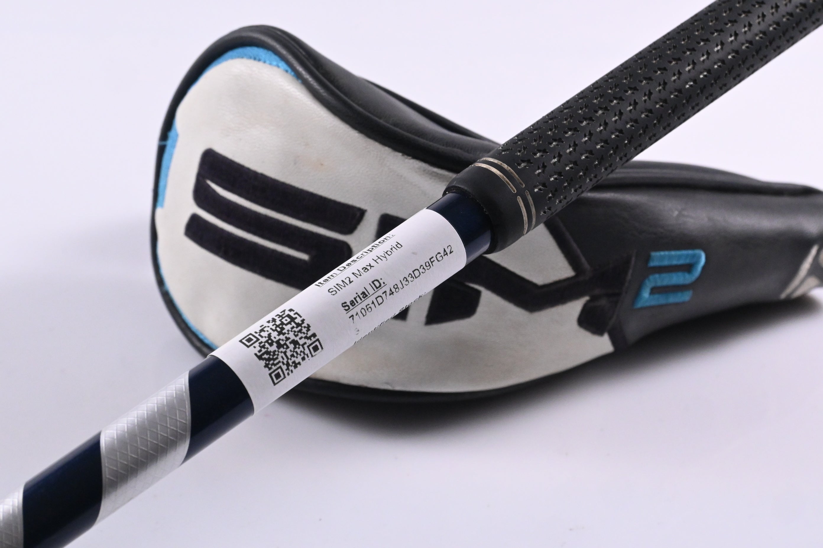 Taylormade SIM2 Max #4 Hybrid / 22 Degree / Regular Flex Ventus Blue 6 Shaft
