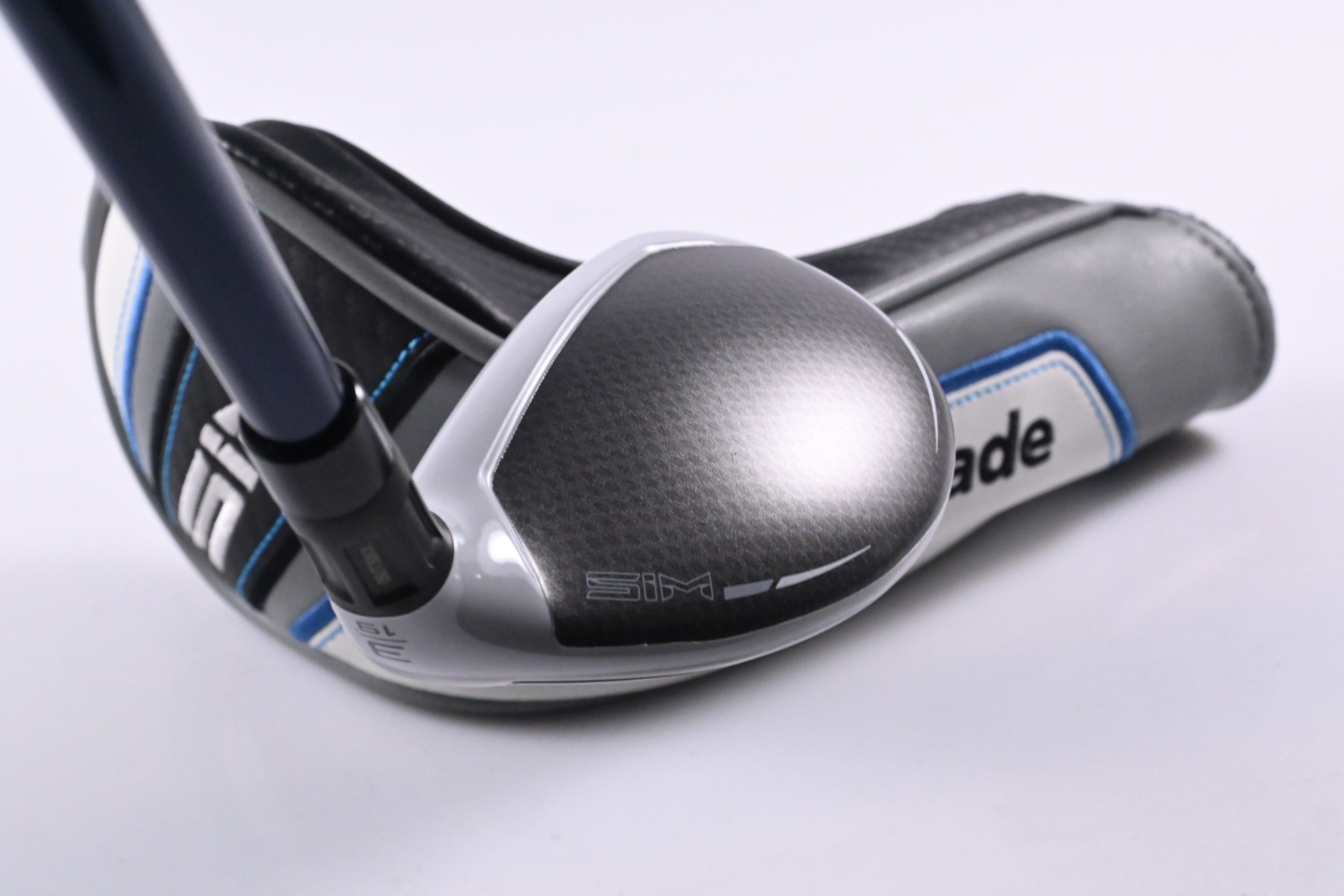 Taylormade SIM Max #3 Hybrid / 19 Degree / Regular Flex Ventus Blue 6 Shaft