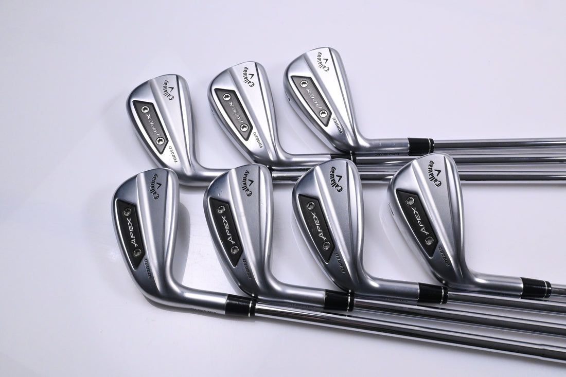 Left Hand Callaway Apex Ai200 Irons / 5-PW+AW / Regular Flex Dynamic Gold Mid