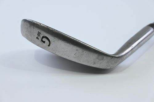 Wilson TW5 Gap Wedge / 50 Degree / Wedge Flex Dynamic Gold