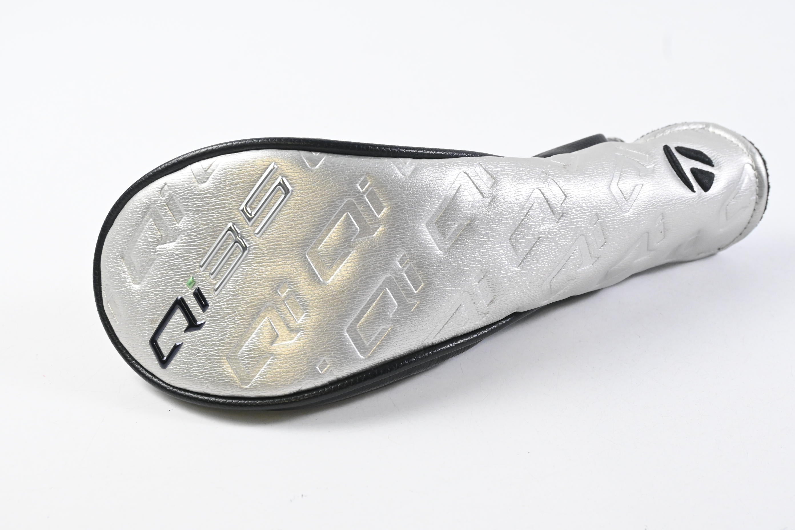 Taylormade Qi35 #2 Hybrid / 17 degree / Stiff Flex Hzrdus Gen5 Black