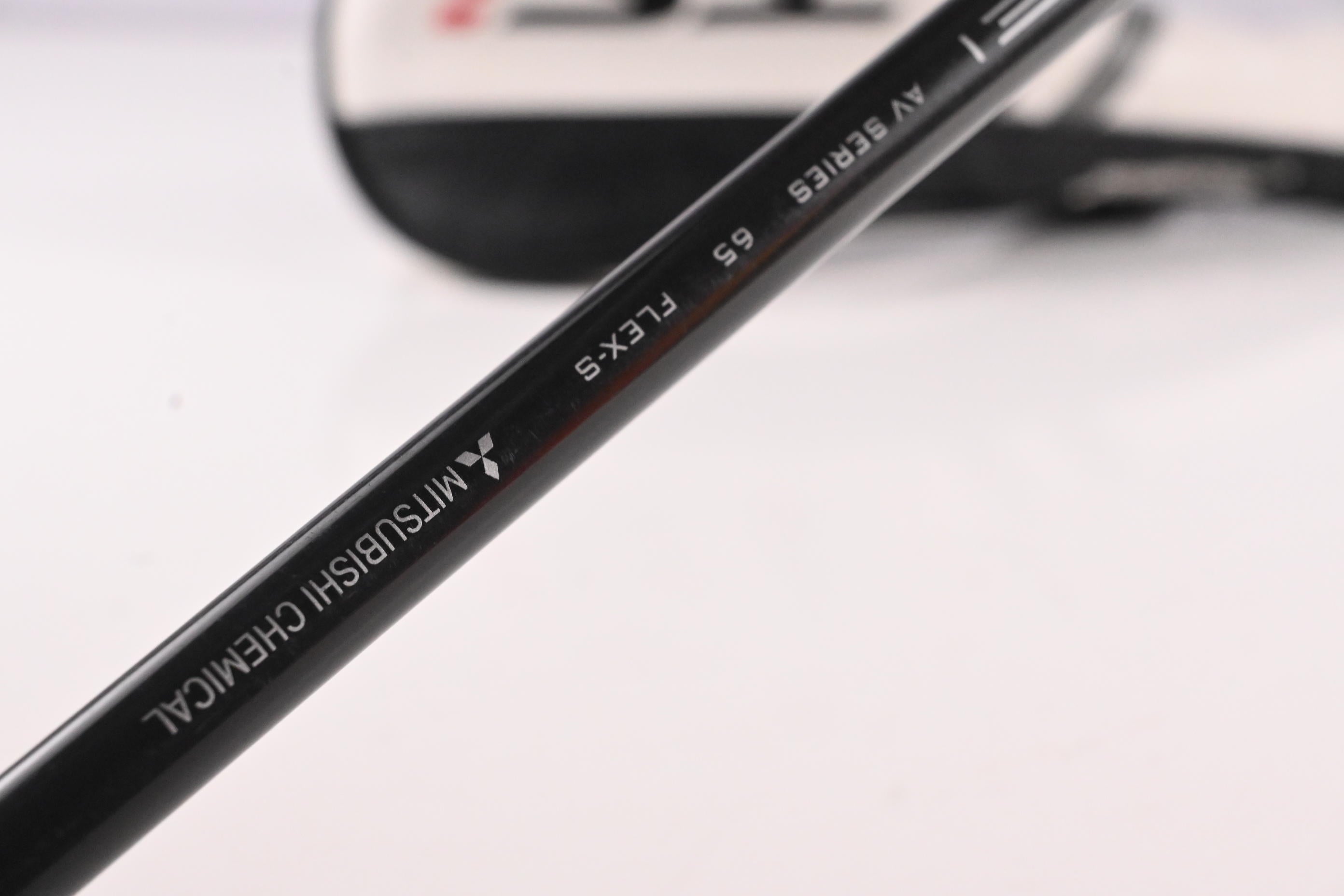 Titleist TSi2 #3 Wood / 16.5 Degree / Stiff Flex Tensei AV Blue 65 Shaft