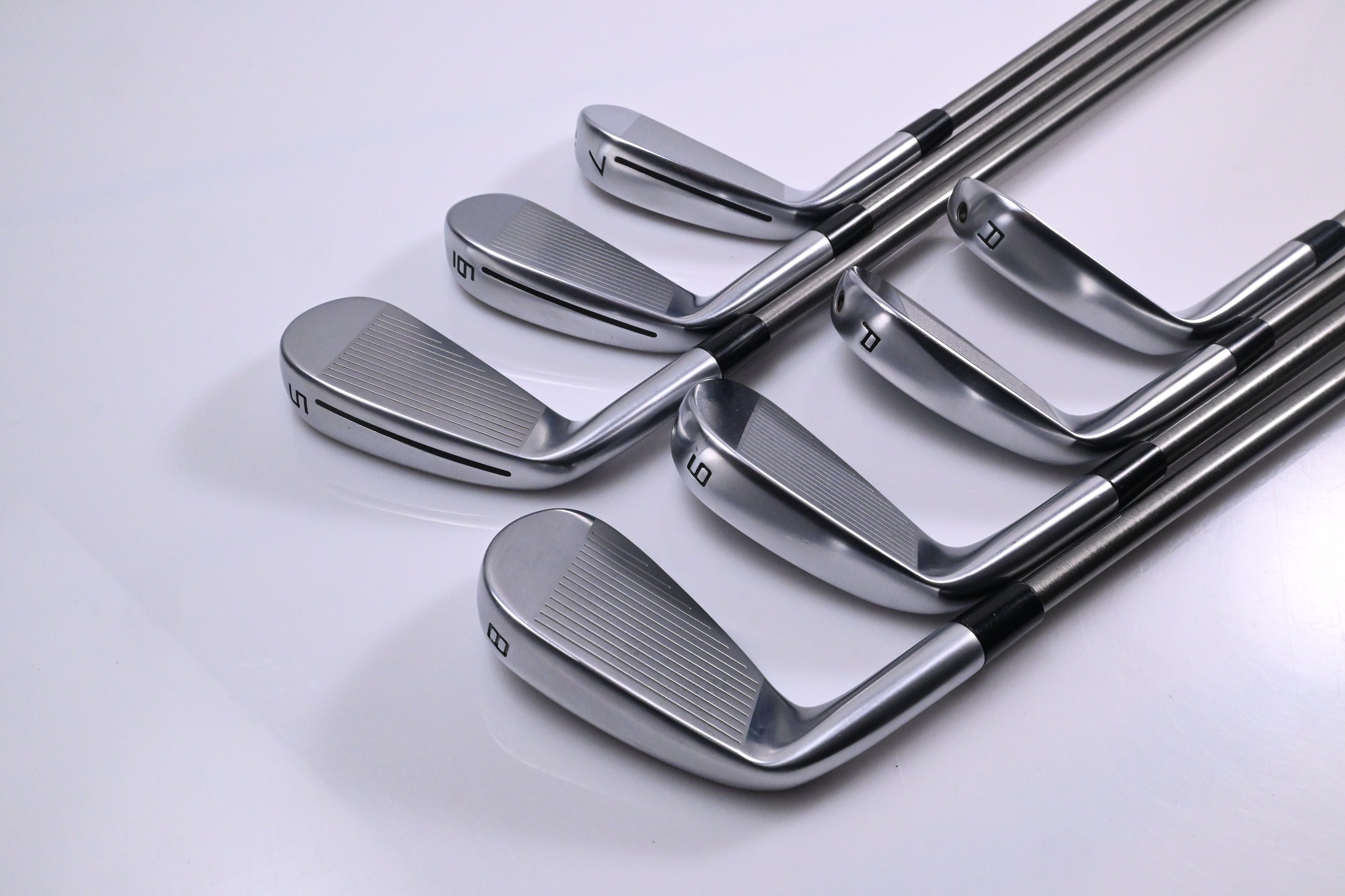 Taylormade P790 2025 Irons / 5-PW+AW / Regular Flex SteelFiber j88 Shafts