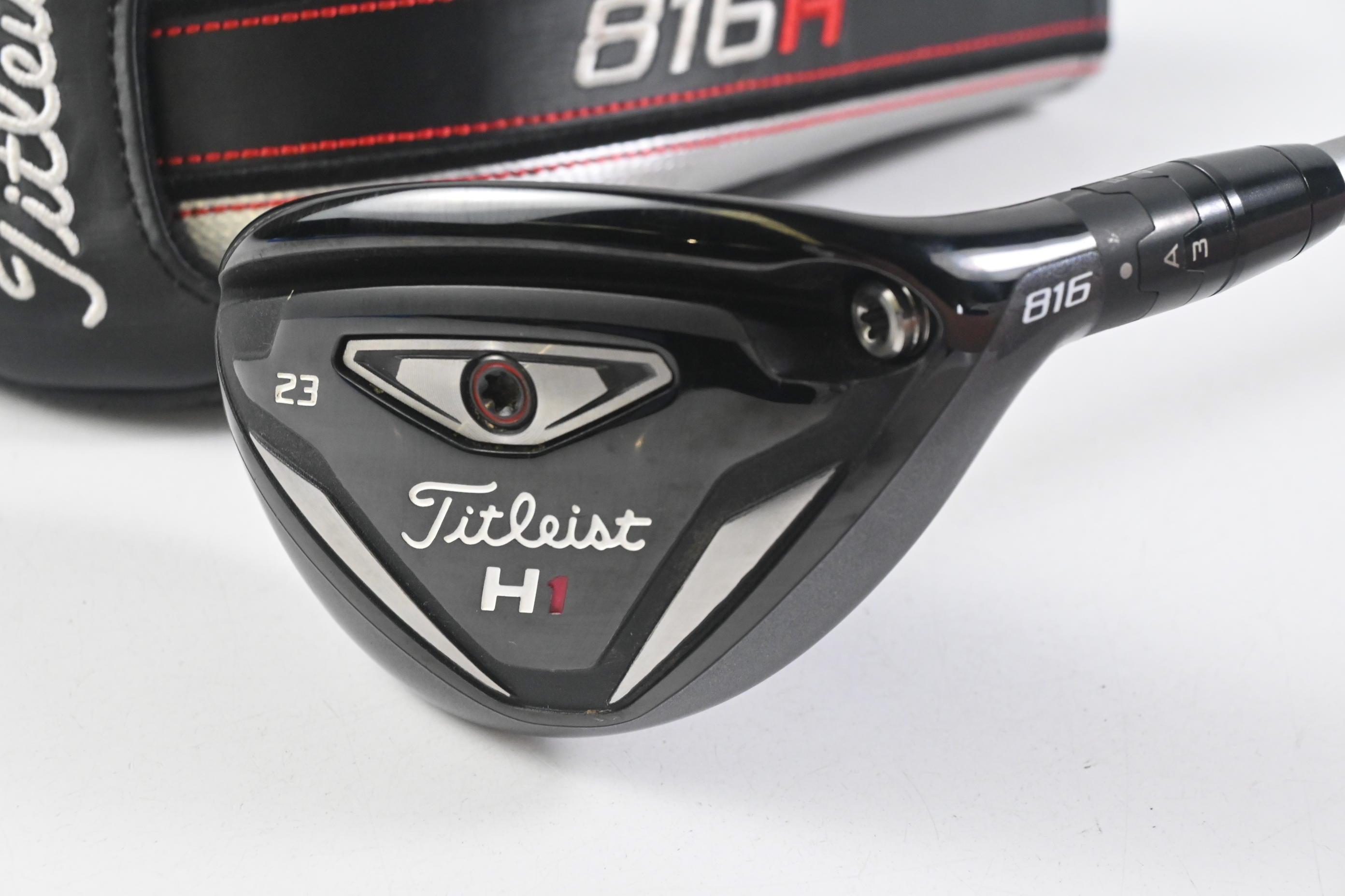 Titleist 816 H1 #4 Hybrid / 23 Degree / Regular Flex Diamana M+ Red 60 Shaft
