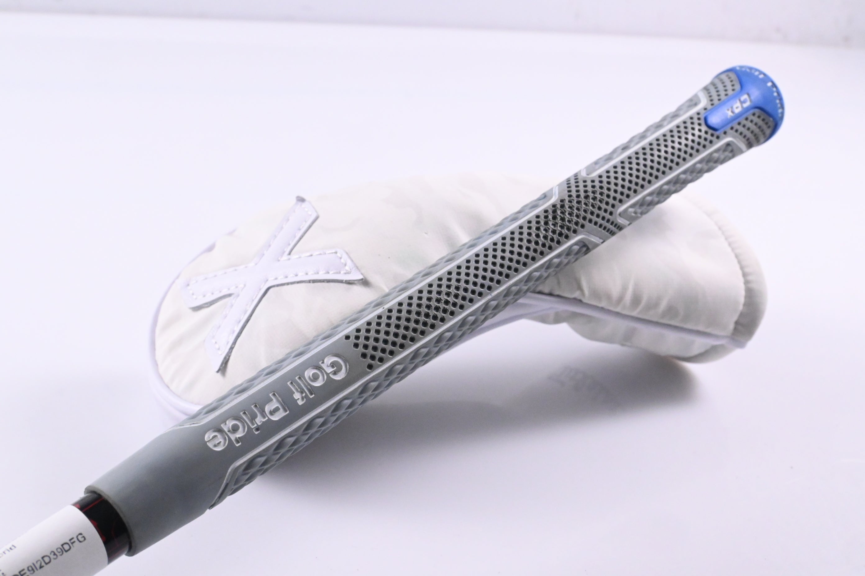 Titleist 818 H1 #3 Hybrid / 19 Degree / Stiff Flex Aldila Rogue M.AX 85 Shaft