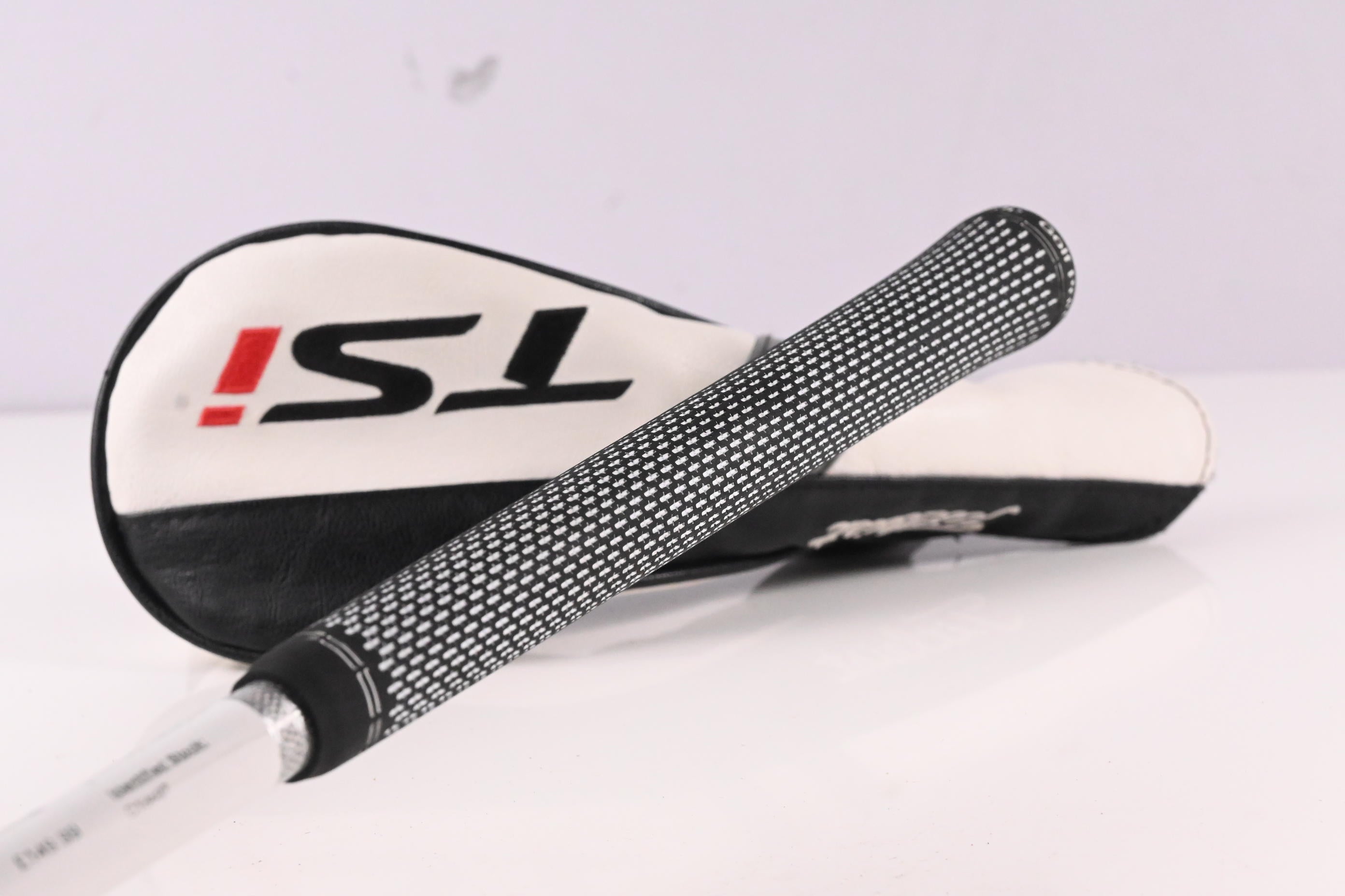 Titleist TSi2 #3 Wood / 16.5 Degree / Stiff Flex Tensei AV Blue 65 Shaft