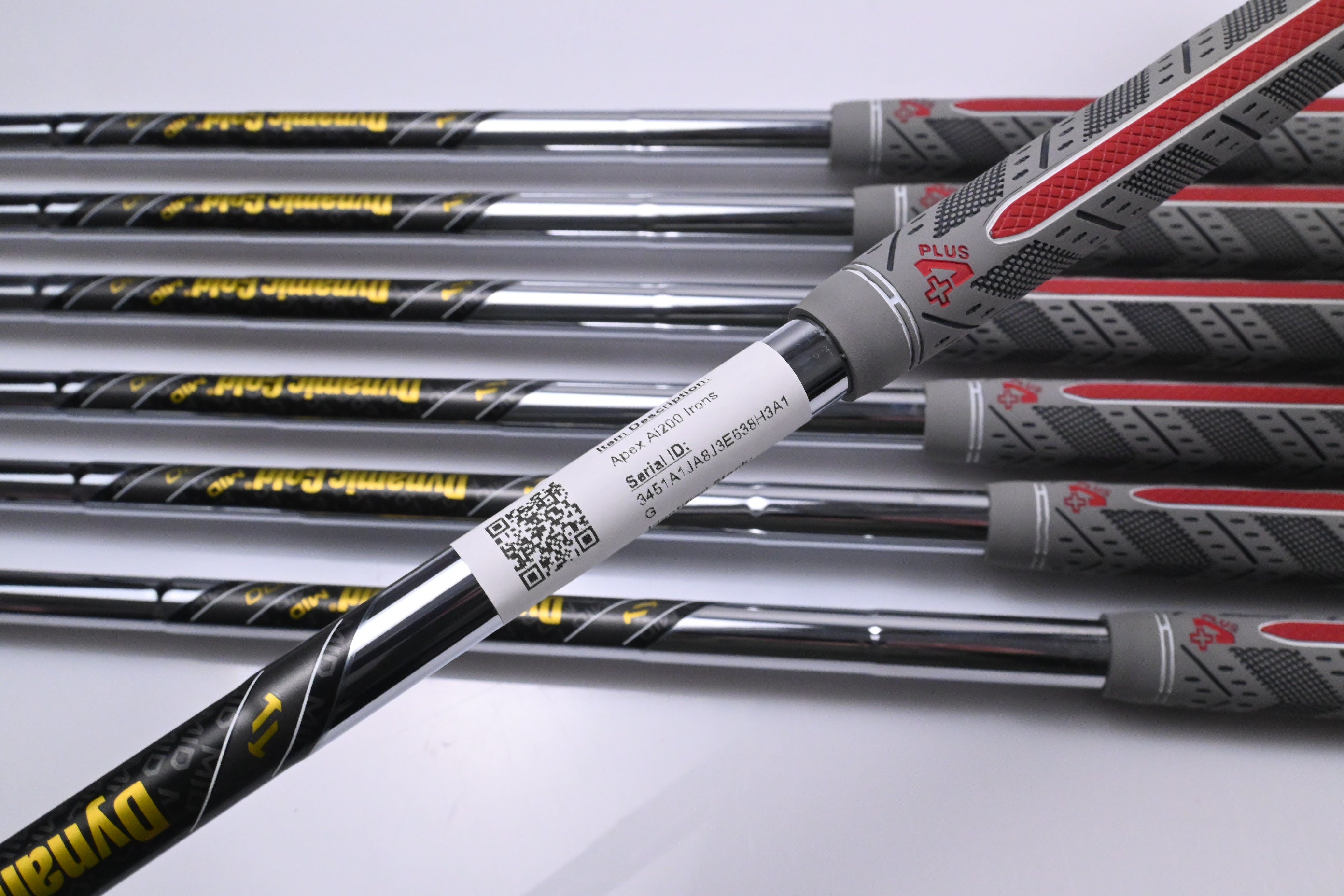 Left Hand Callaway Apex Ai200 Irons / 5-PW+AW / Regular Flex Dynamic Gold Mid