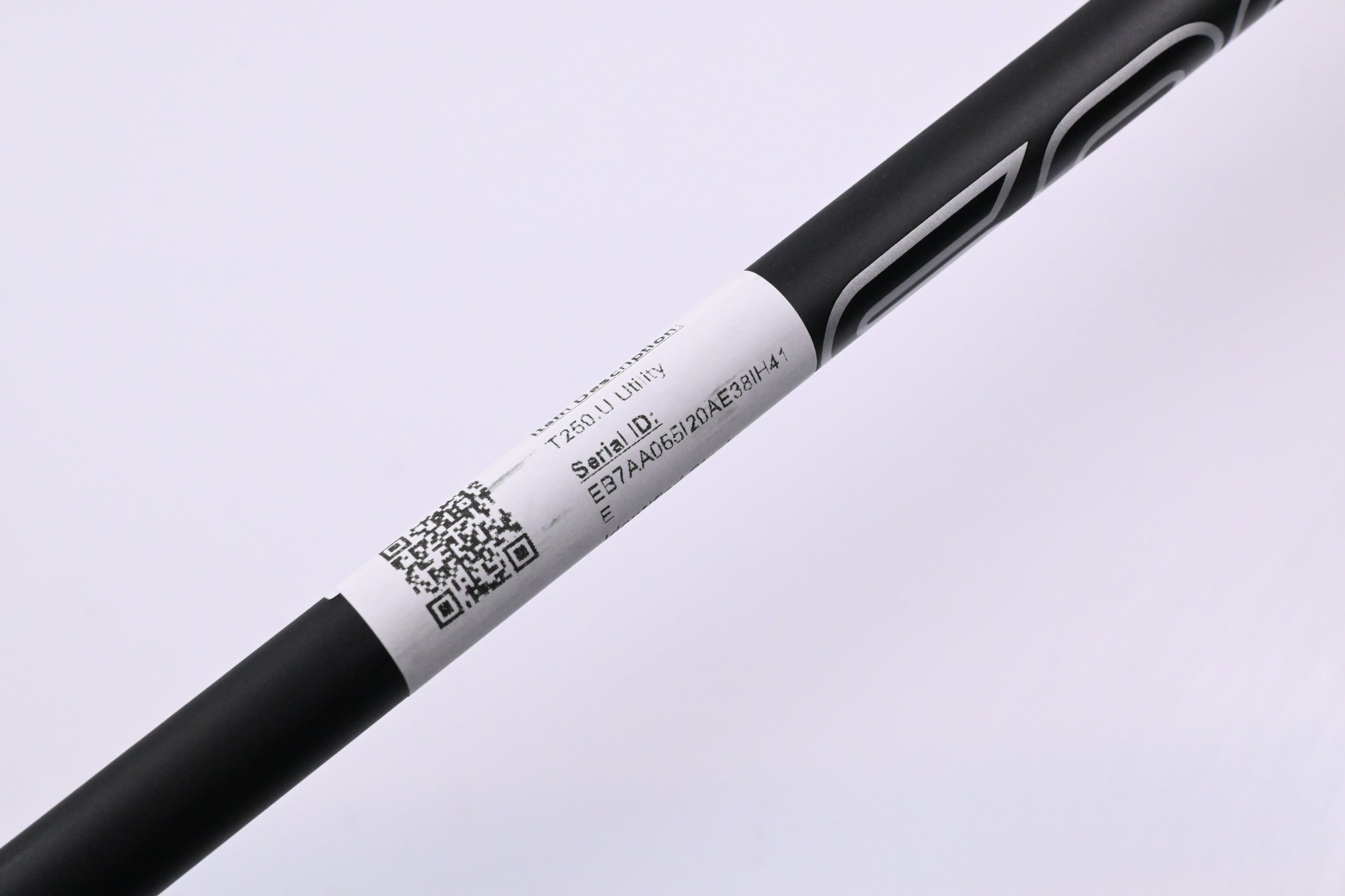 Titleist T250.U Utility #2 Iron / 18 Degree / Stiff Flex HZRDUS Black 80 Shaft