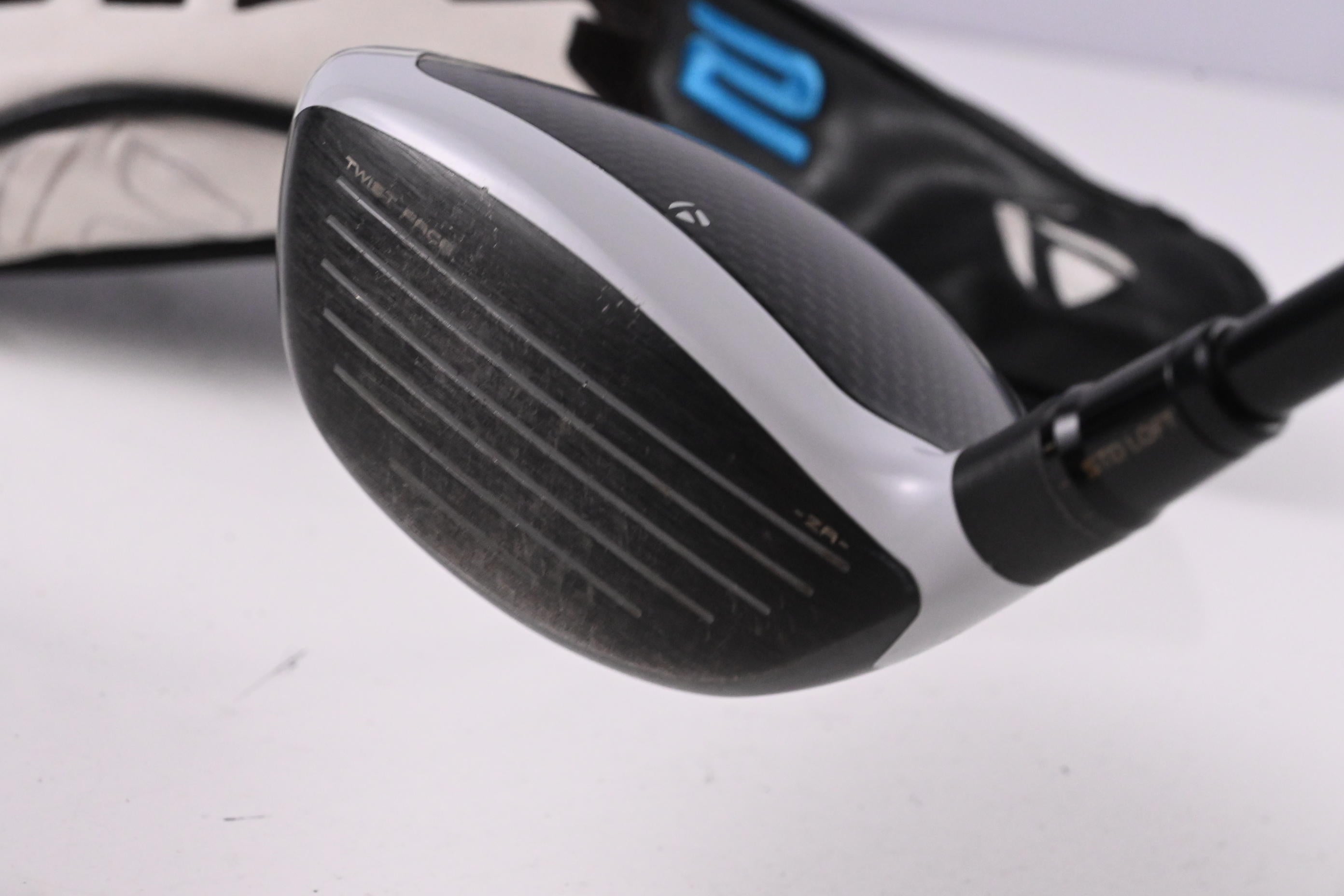 Taylormade SIM2 Ti #3 Wood / 13.5 Degree / Stiff Flex HZRDUS RDX Smoke Blue 70