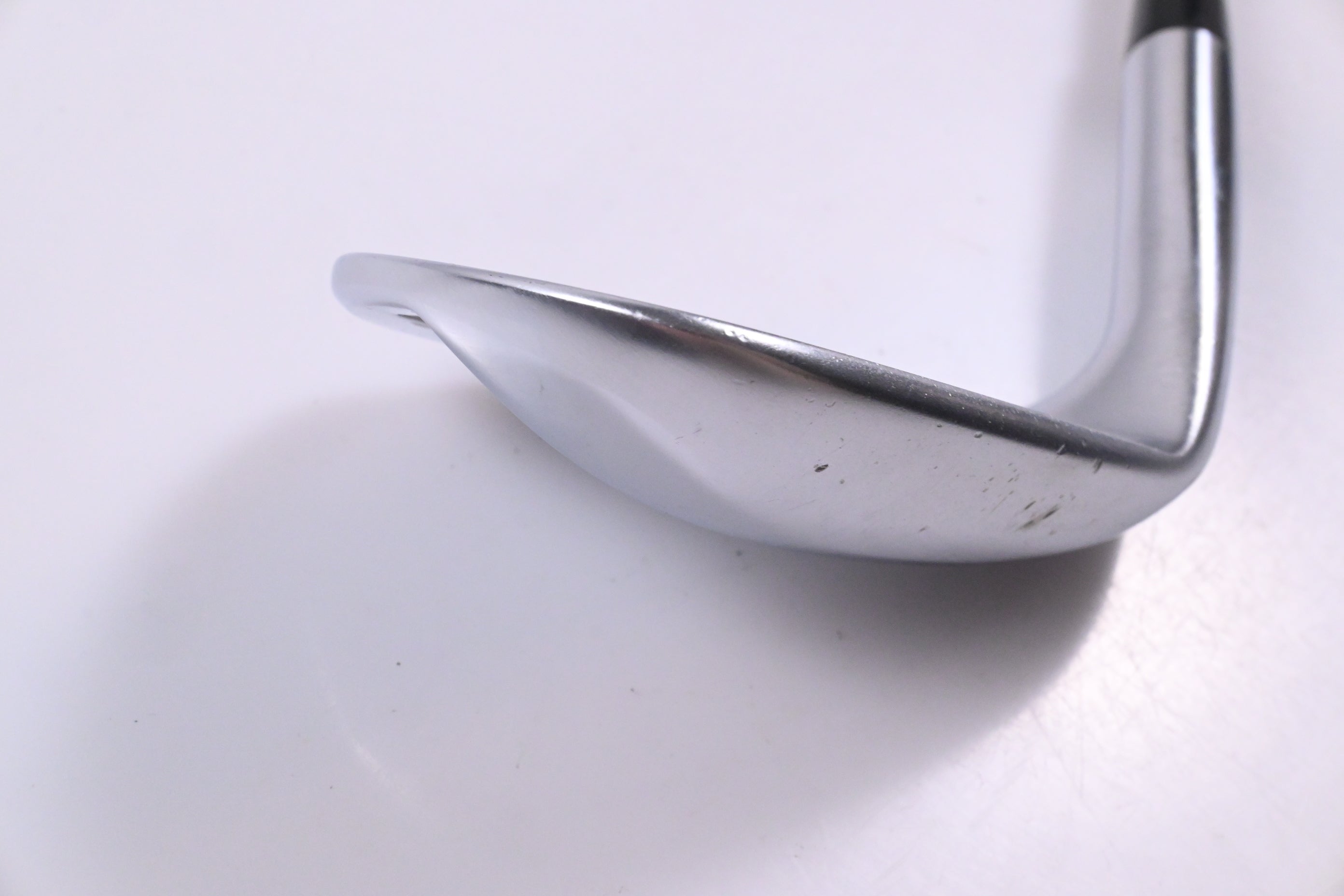 Mizuno T22 Sand Wedge / 56 Degree / Regular Flex UST Mamiya Recoil ESX 460 Shaft