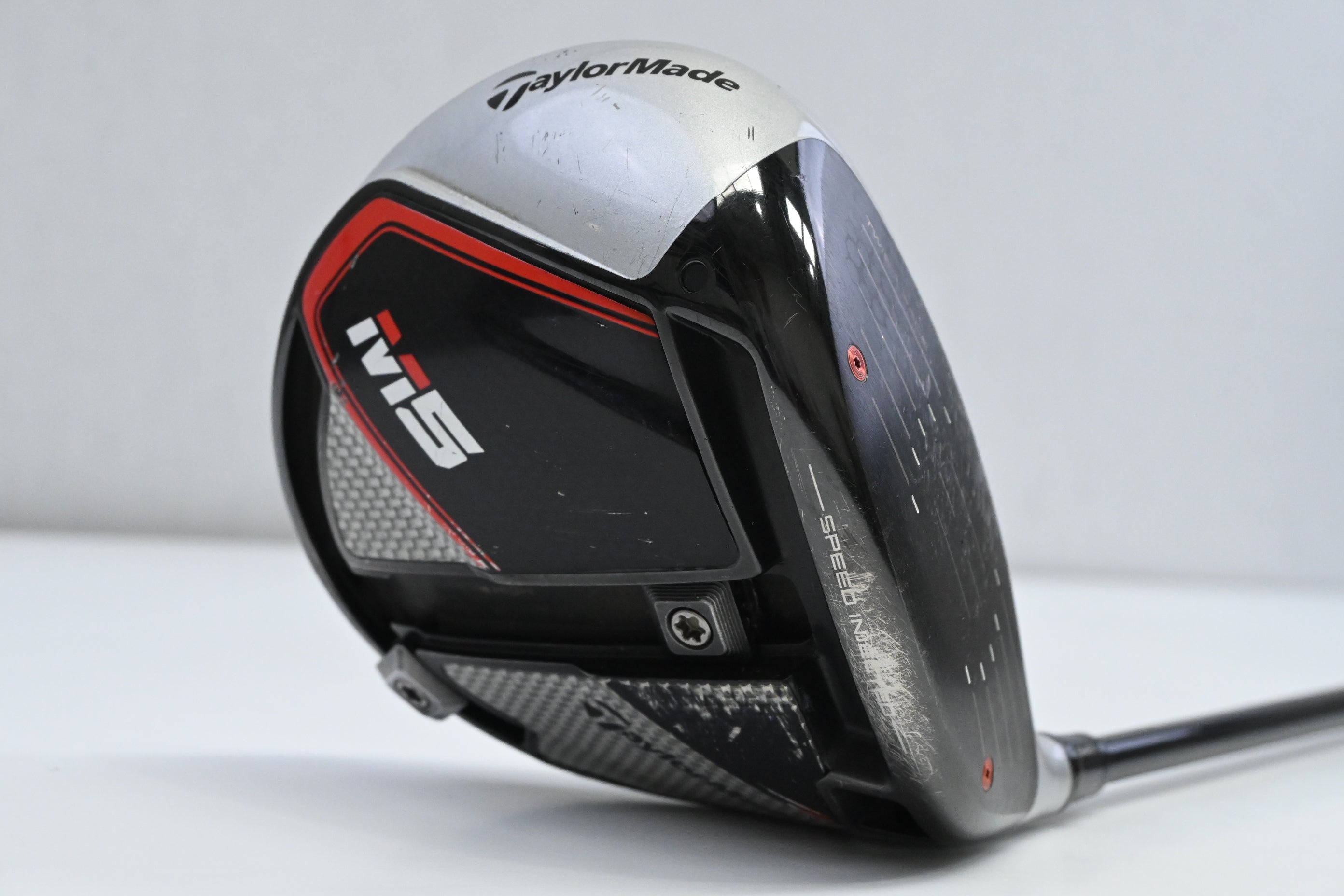 Taylormade M5 Driver / 10.5 Degree / Stiff Flex Kuro Kage Silver 60 Shaft