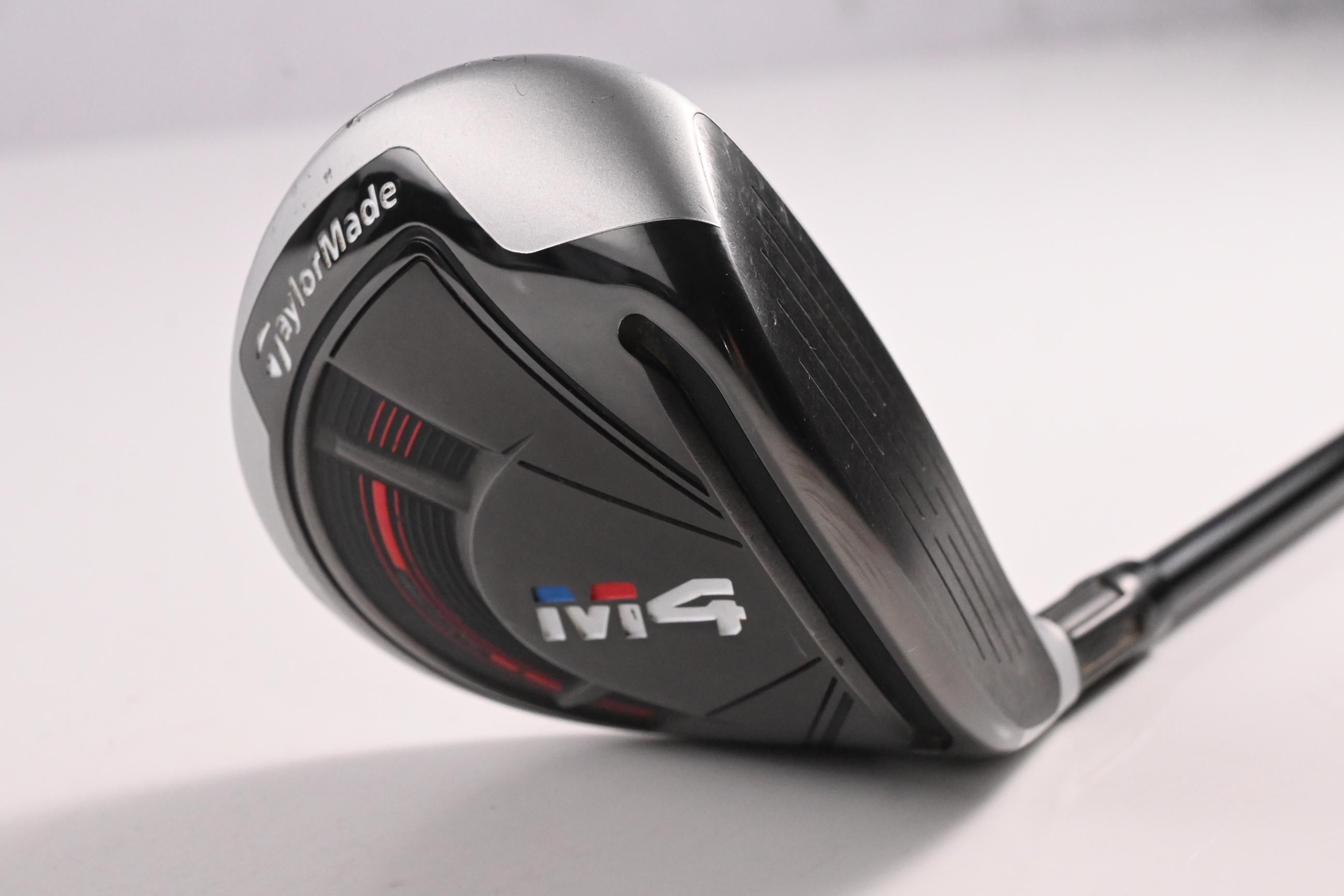 Taylormade M4 #5 Wood / 18 Degree / Regular Flex Fujikura Atmos Red 5 Shaft