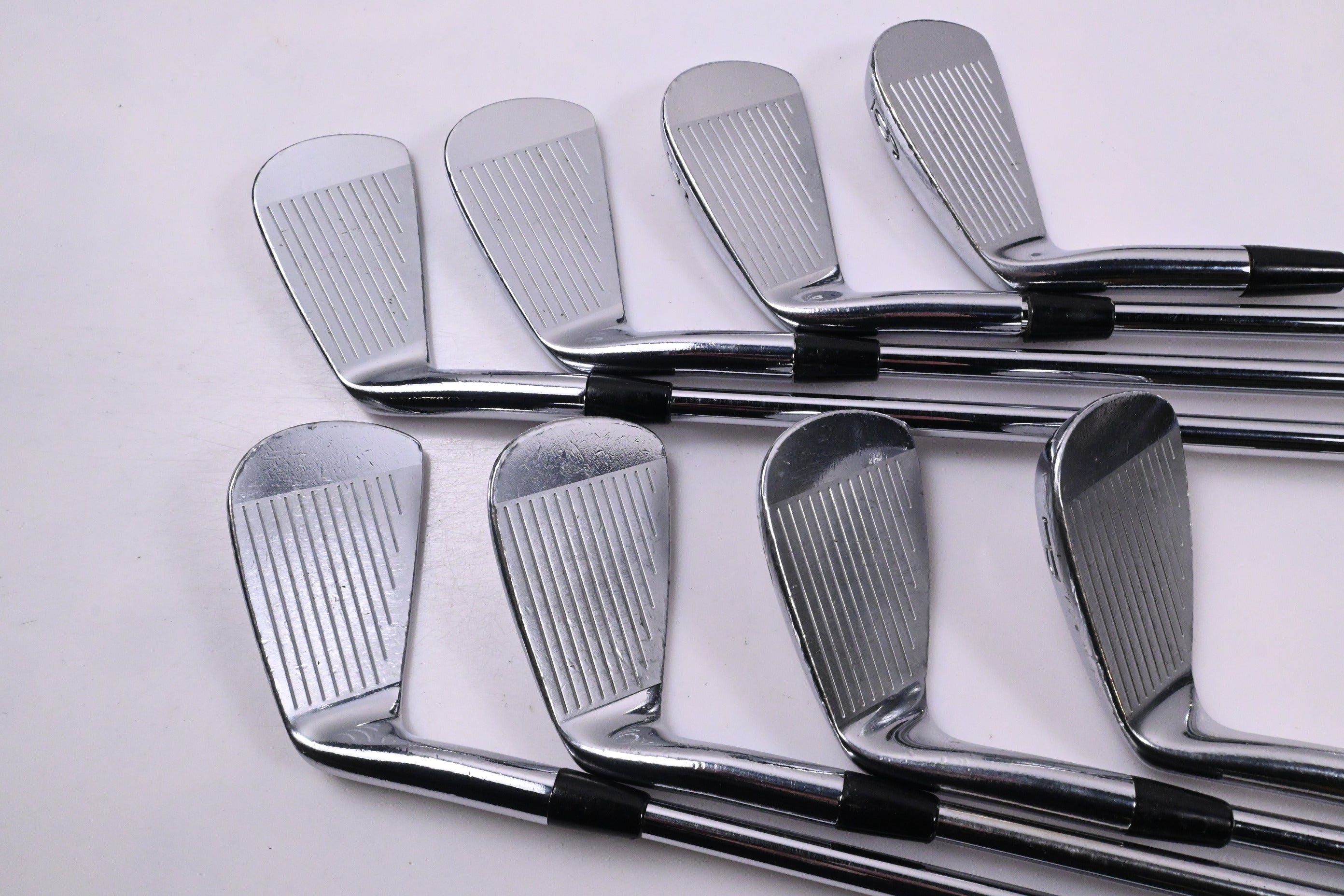 Titleist 690.MB Irons / 3-PW / Stiff Flex Dynamic Gold S300 Shafts