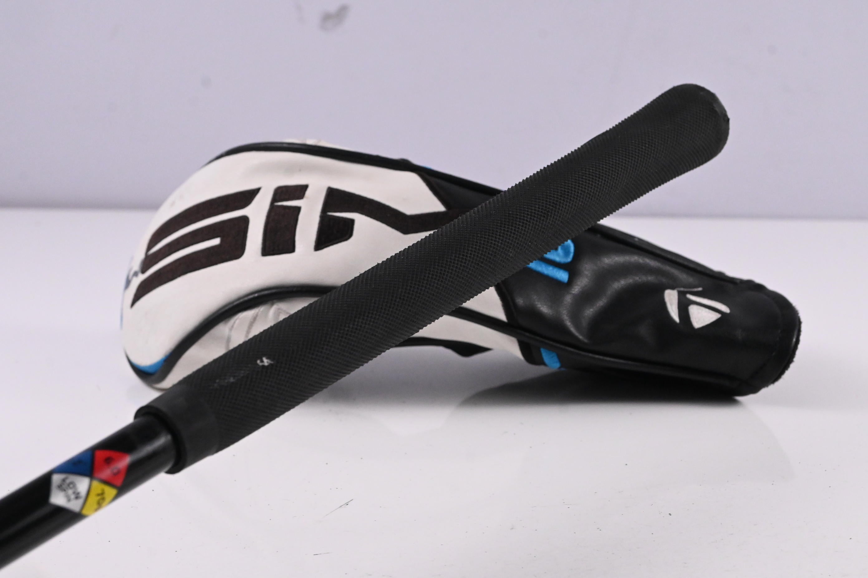 Taylormade SIM2 Ti #3 Wood / 13.5 Degree / Stiff Flex HZRDUS RDX Smoke Blue 70