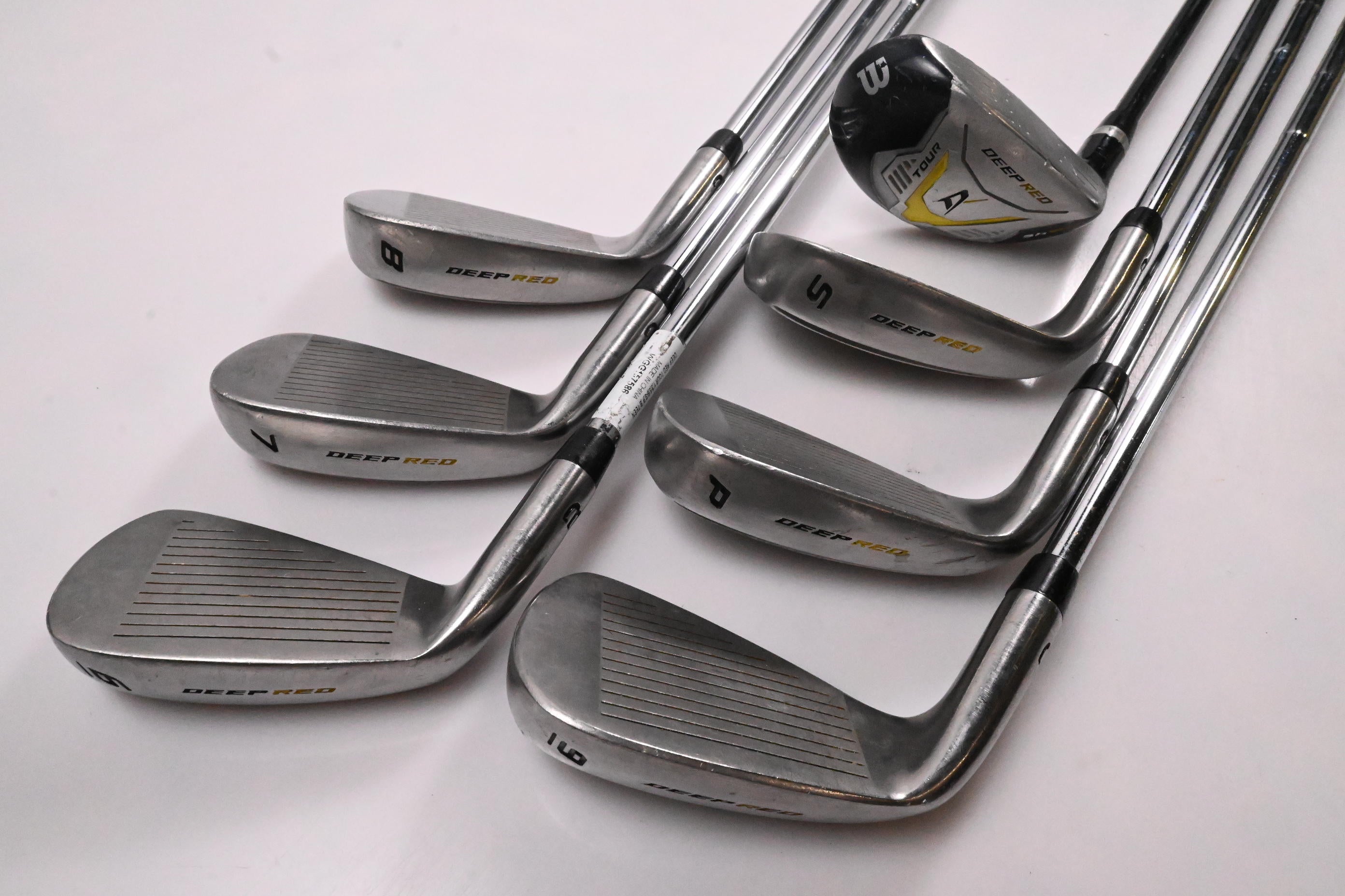 Wilson Deep Red Tour Irons / 5h+6-PW+SW / Regular Flex Deep Red Tour Shafts