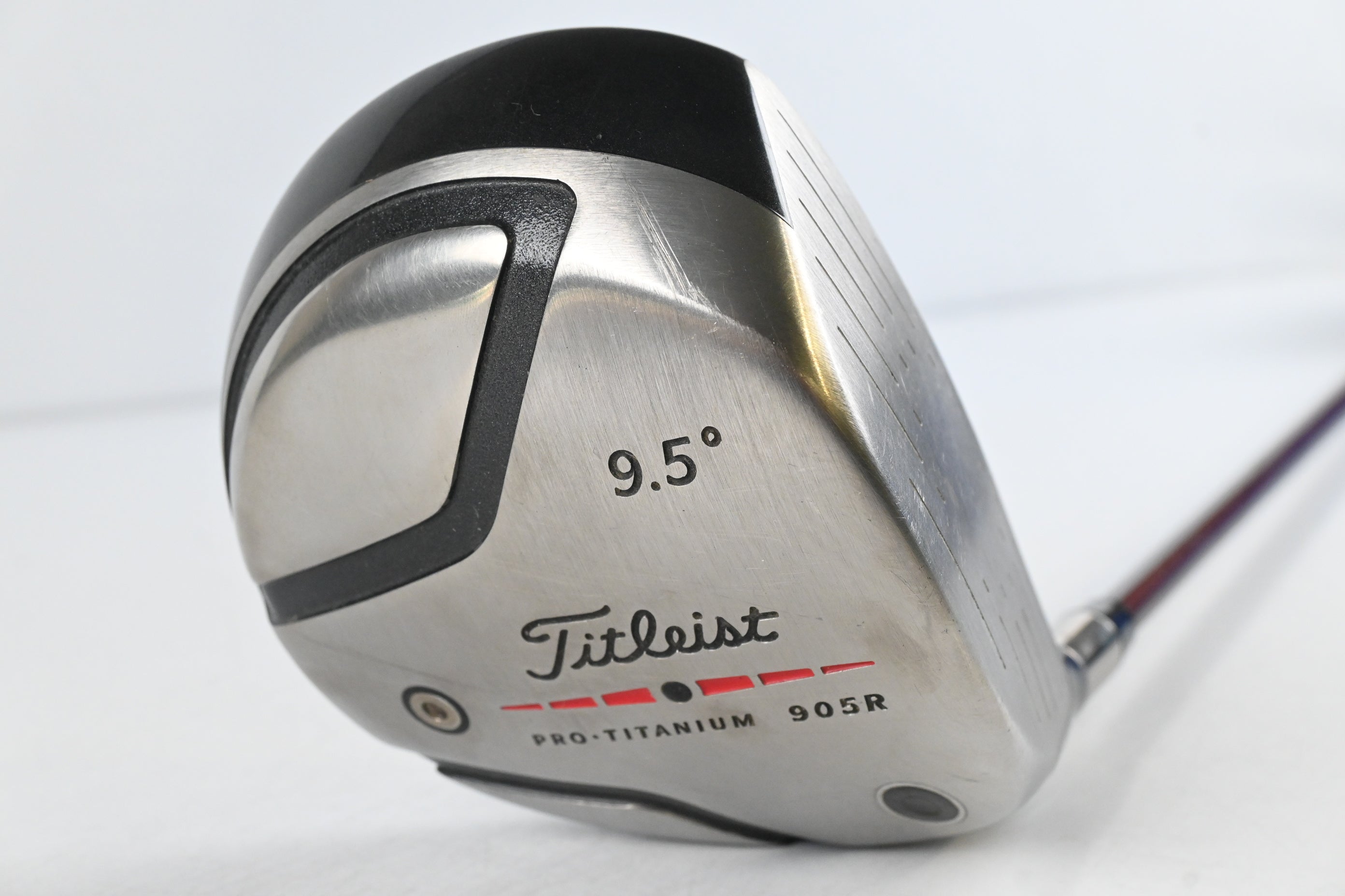 Titleist 905 R Driver / 9.5 Degree / Regular Flex Grafalloy ProLite Shaft