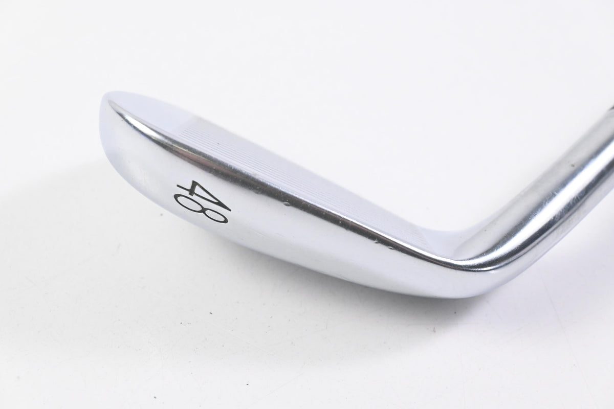 Titleist T200 2019 Gap Wedge / 48 Degree / Stiff Flex AMT Black S300 Shaft