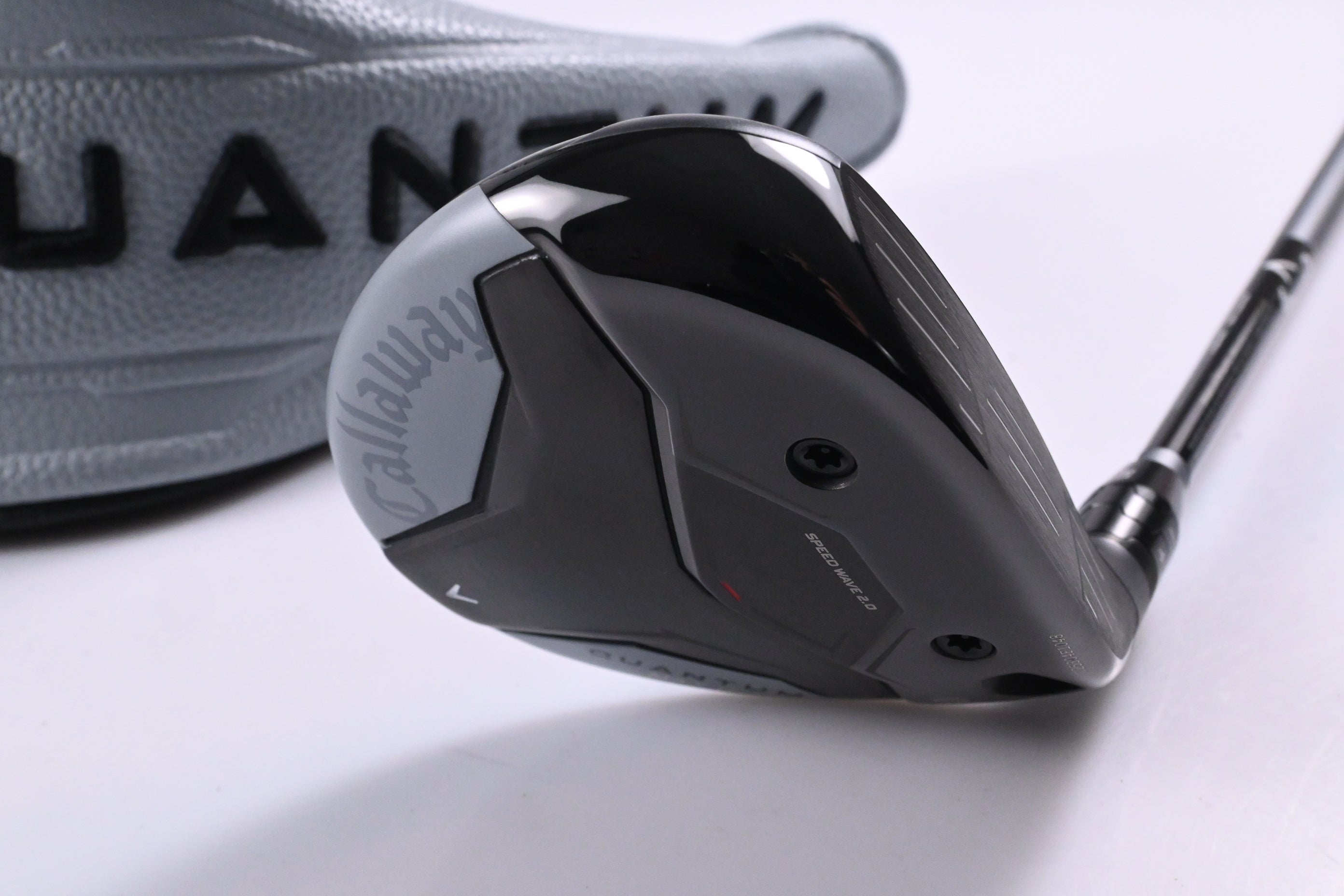 Callaway Quantum Max D #5 Wood / 18 Degree / Regular Flex Denali Frost Silver 60