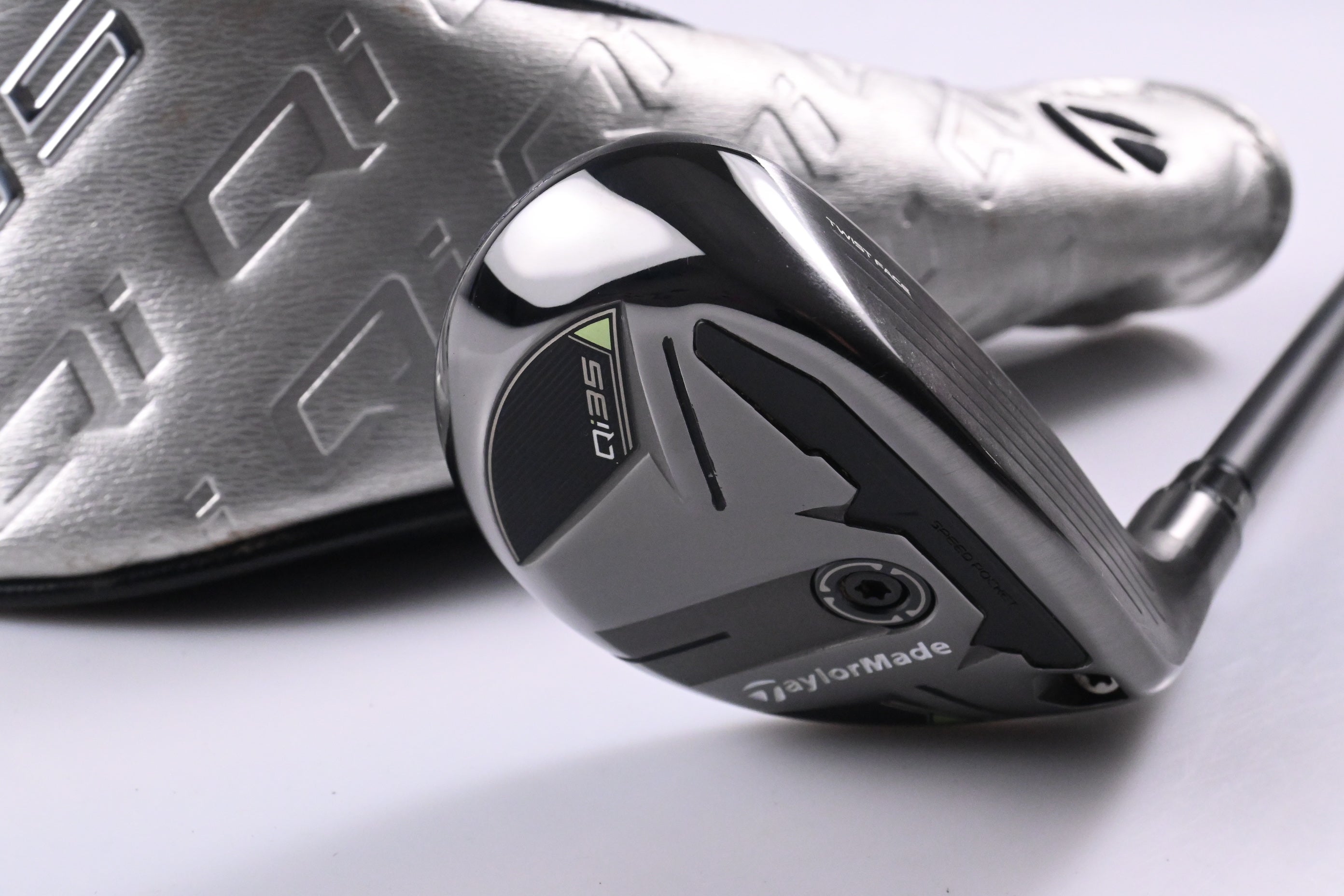 Taylormade Qi35 #3 Hybrid / 19 Degree / Stiff Flex Fujikura Ventus Blue '25 7