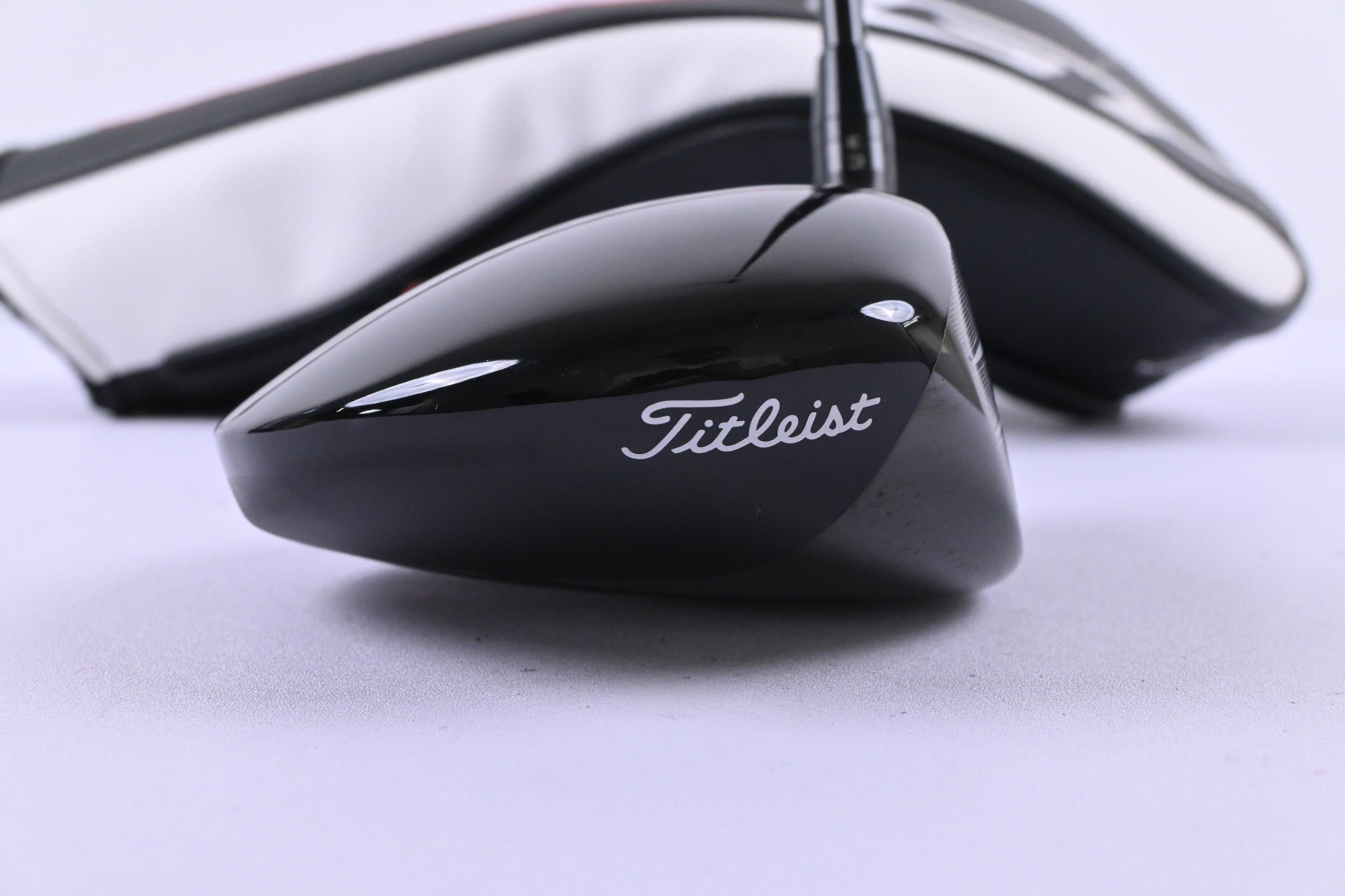 Titleist GT2 Driver / 11 Degree / Regular Flex Tensei AV Blue 55 Shaft