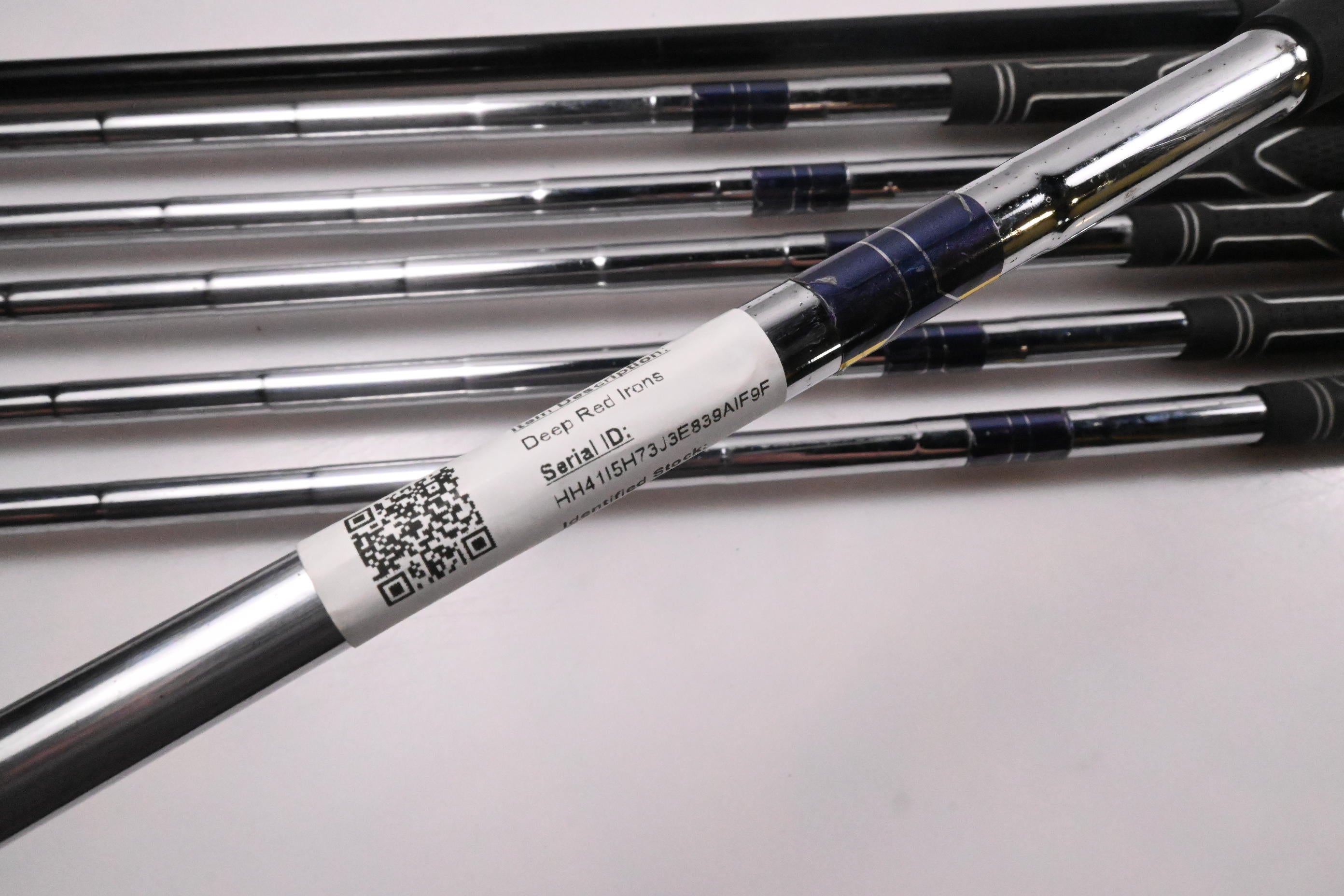 Wilson Deep Red Tour Irons / 5h+6-PW+SW / Regular Flex Deep Red Tour Shafts