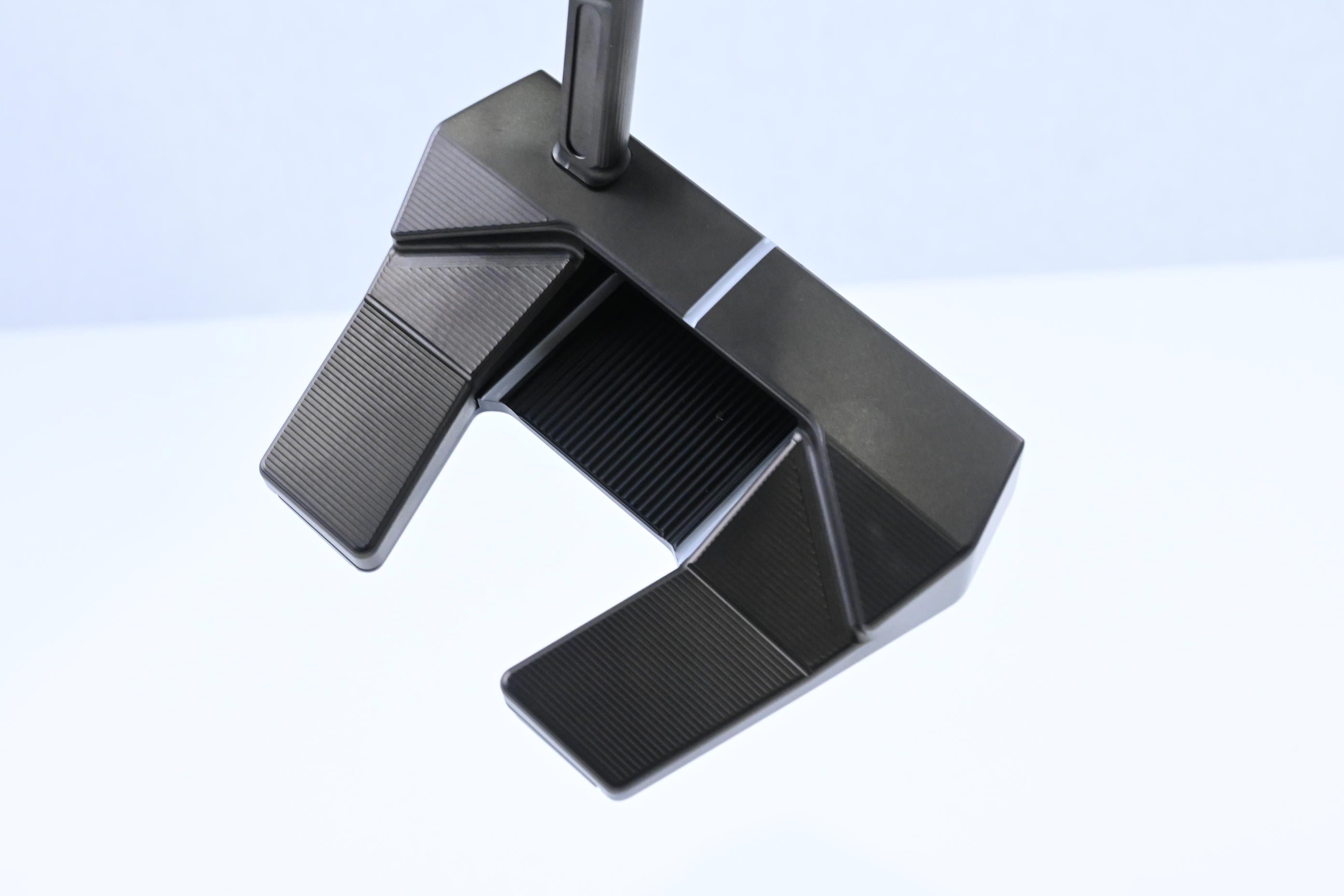 Scotty Cameron Phantom Black #5.5 Putter / 35 Inch