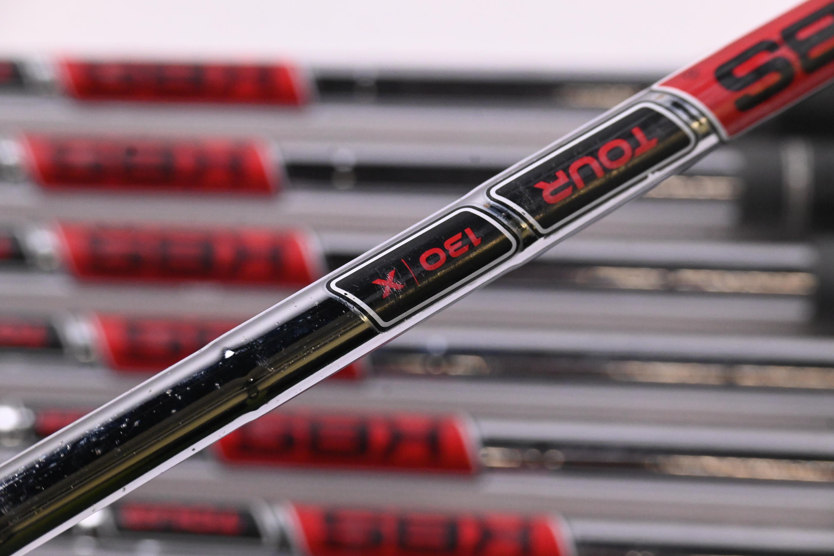 Taylormade P790 2019 Irons / 3-PW / X-Flex KBS Tour 130 Shafts
