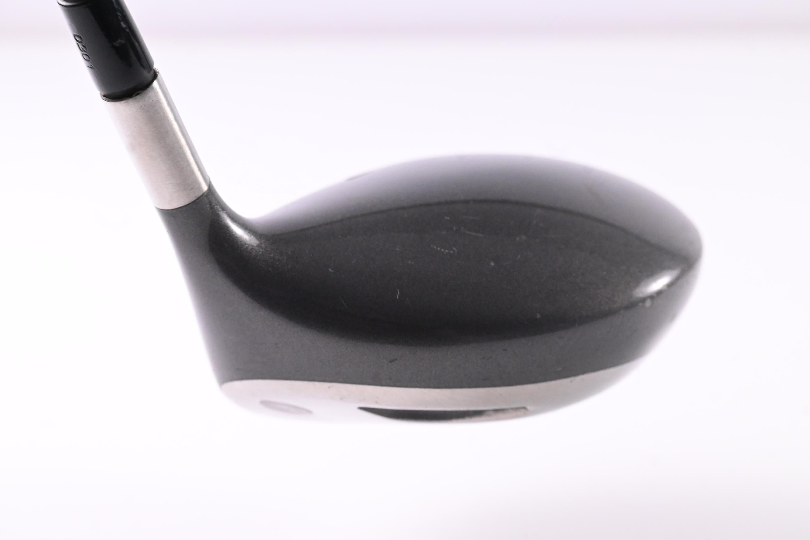 Titleist 975 D Driver / 9.5 Degree / Stiff Flex Titleist Ultralite 65 Shaft