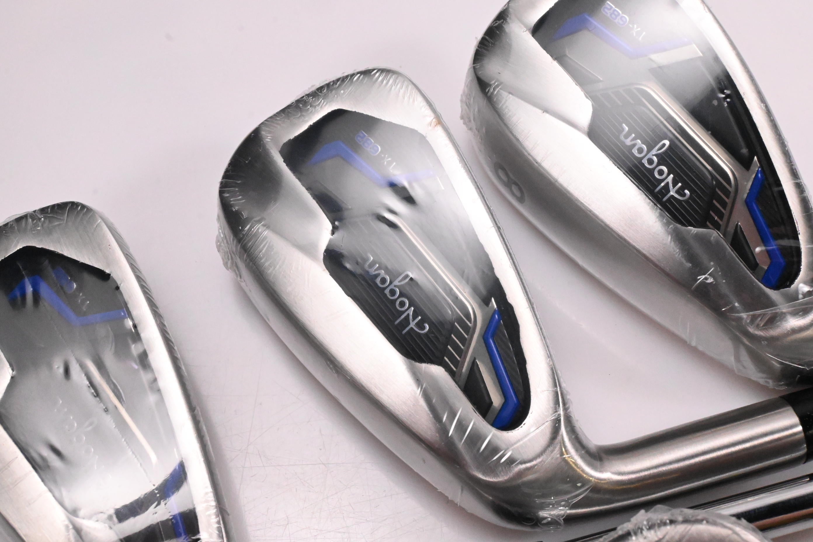 Left Hand Ben Hogan TX-682 Irons / 6-PW+SW / Regular Flex Hogan Shafts