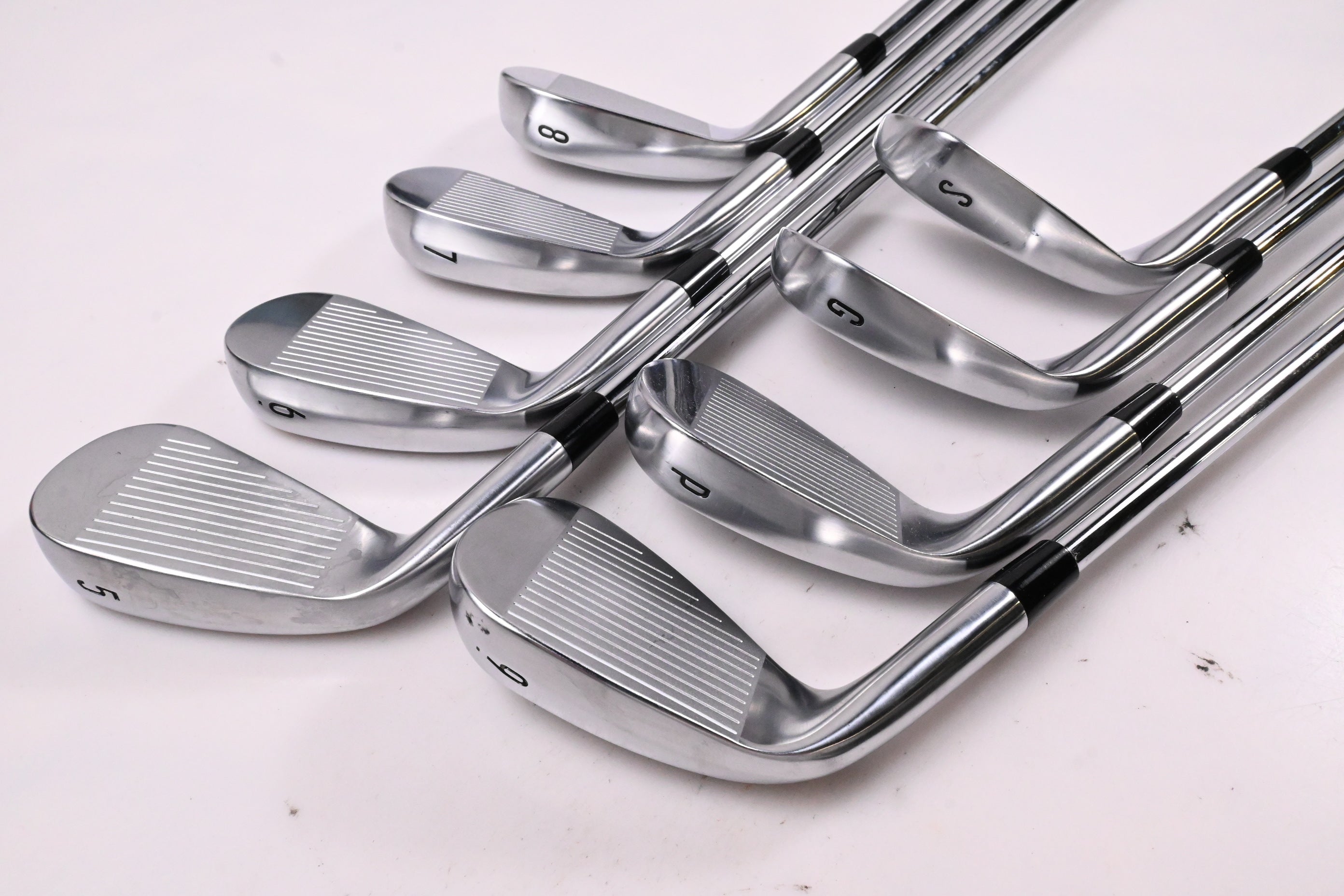Callaway Quantum Max Irons / 5-PW+GW+SW / Regular Flex KBS MAX 90 Shafts