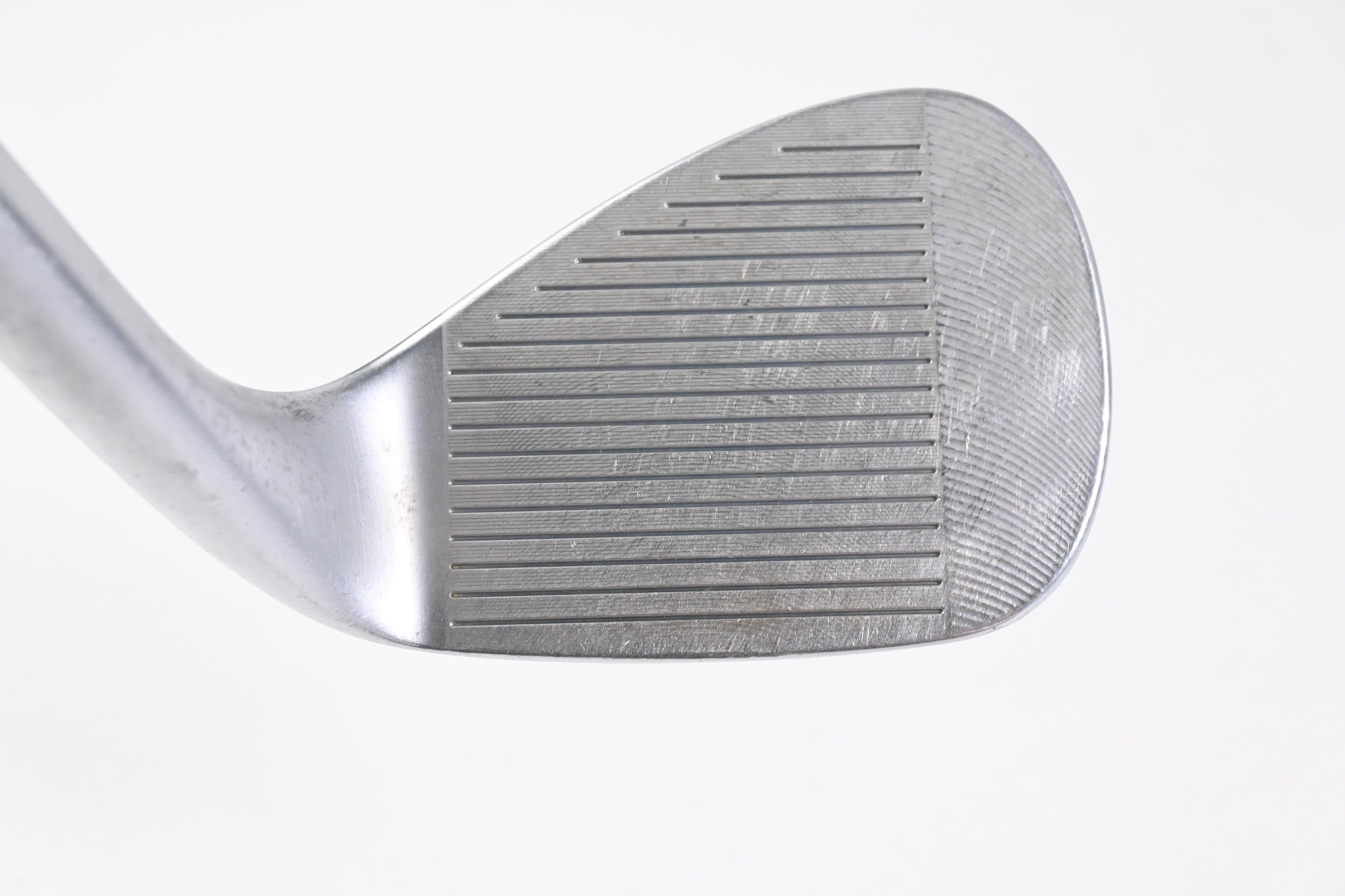 Left Hand Cleveland RTX ZipCore Gap Wedge / 52 Degree / Wedge Flex Dynamic Gold