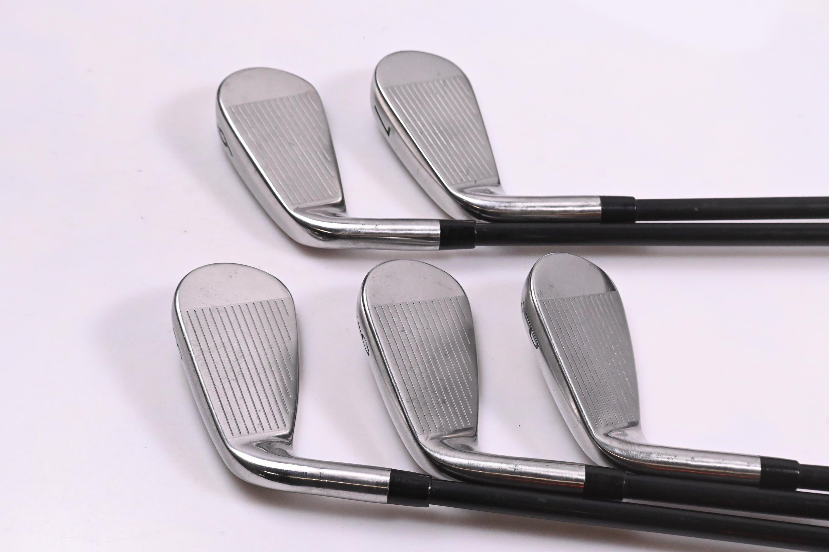 Titleist T300 2019 Irons / 6-PW / Senior Flex Tensei AV Red AM(2) Shafts