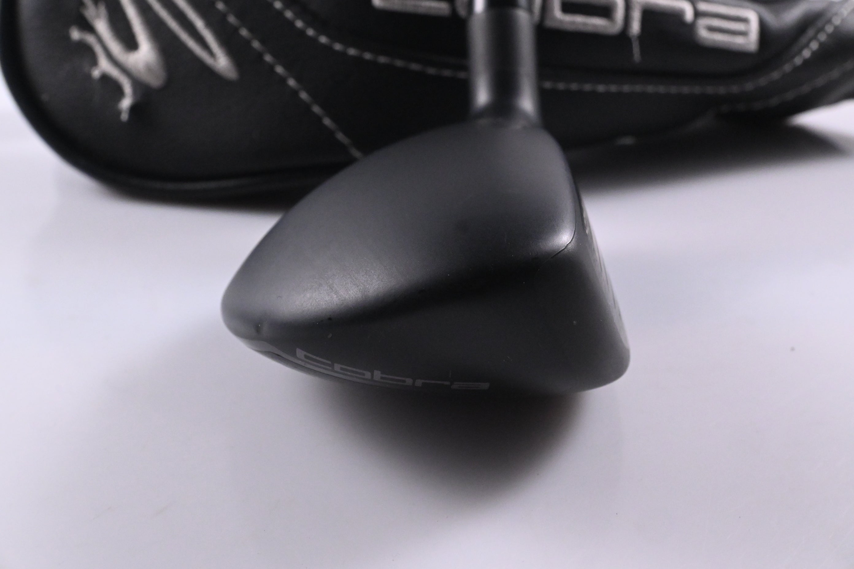 Cobra Darkspeed #3 Hybrid / 19 Degree / X-Flex Hzrdus Gen4 Black 90 Shaft