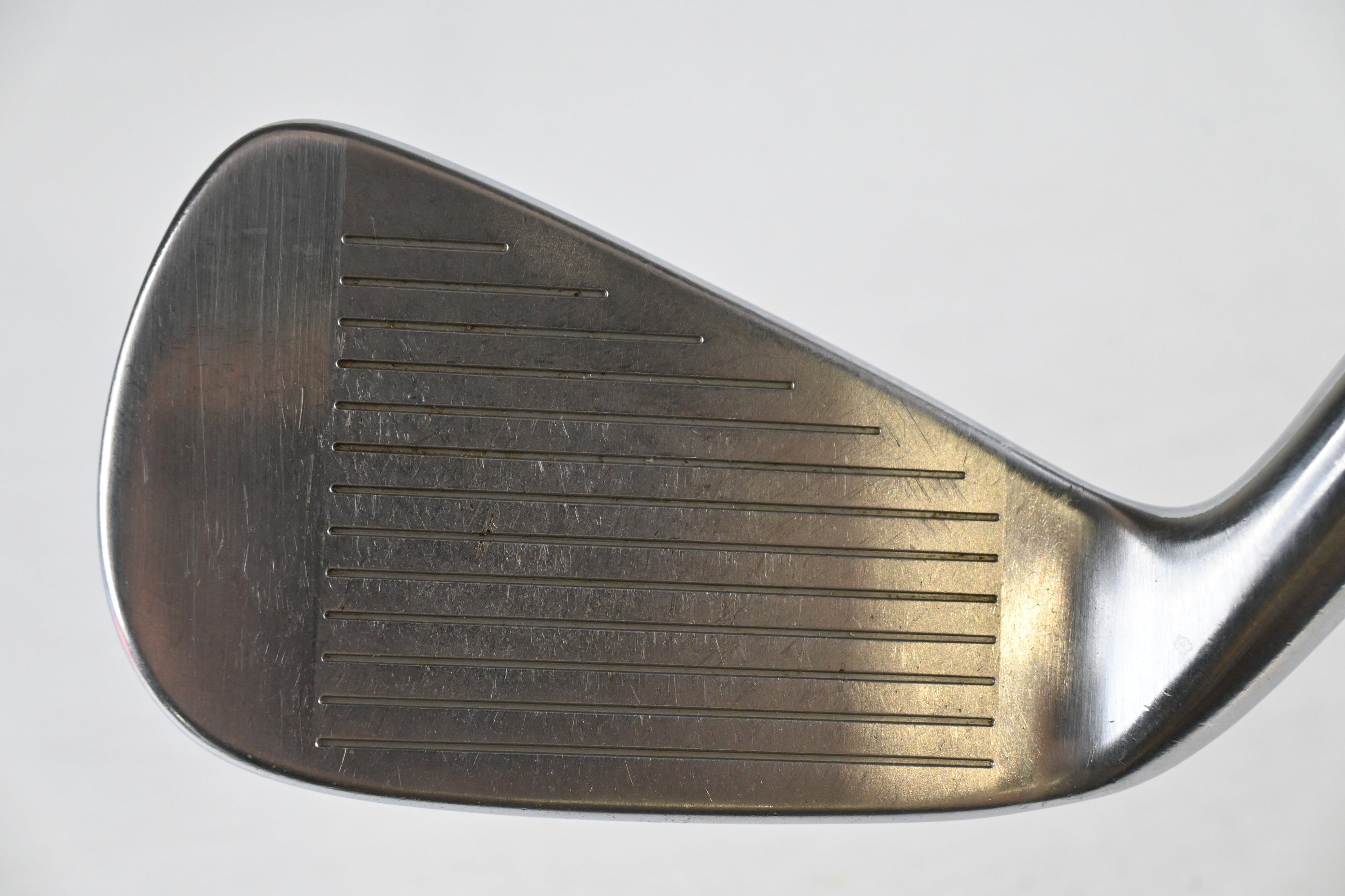 Taylormade P790 2019 #6 Iron / Regular Flex Dynamic Gold 105 R300 Shaft