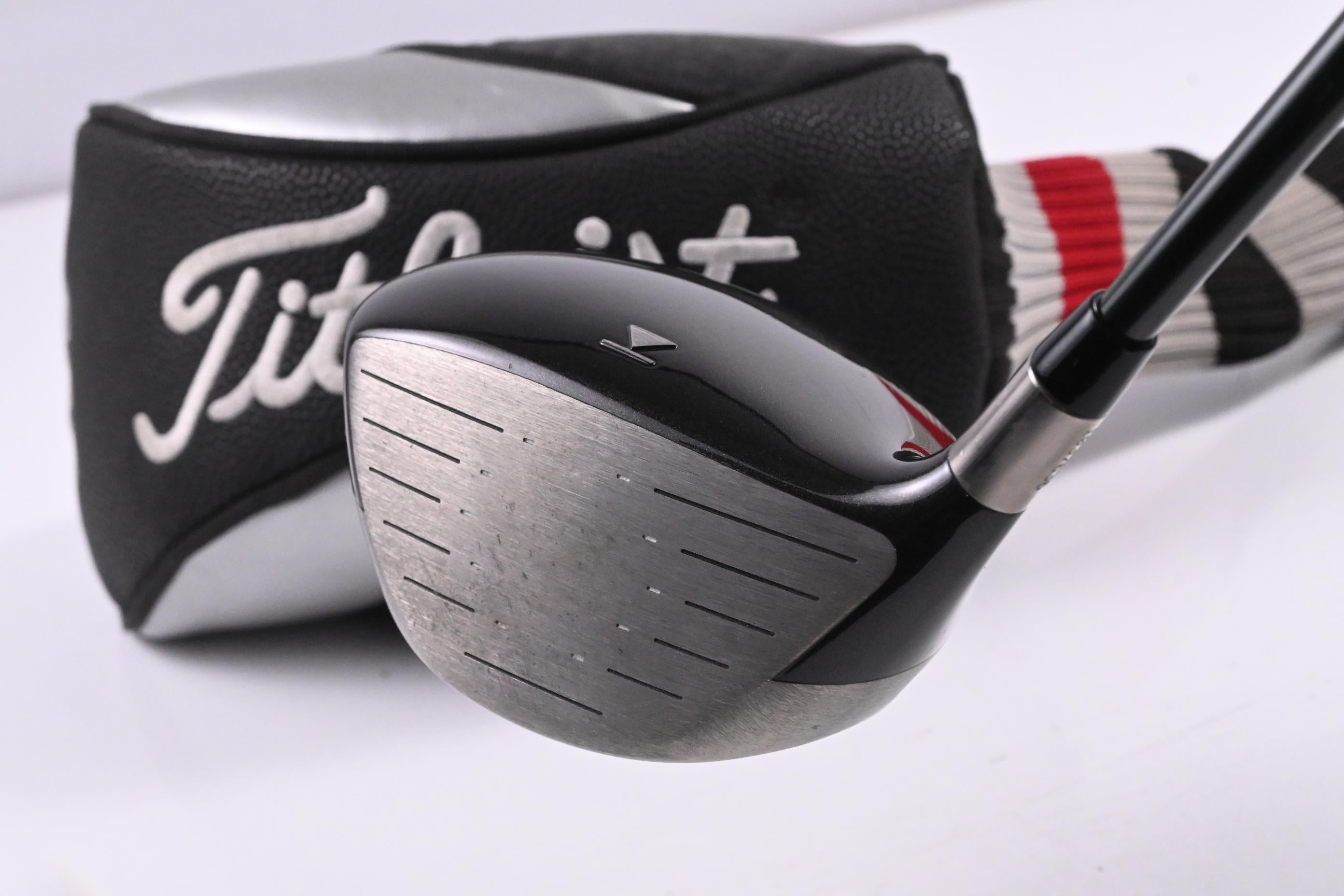Titleist 905 S Driver / 9.5 Degree / Stiff Flex Fujikura Speeder Shaft
