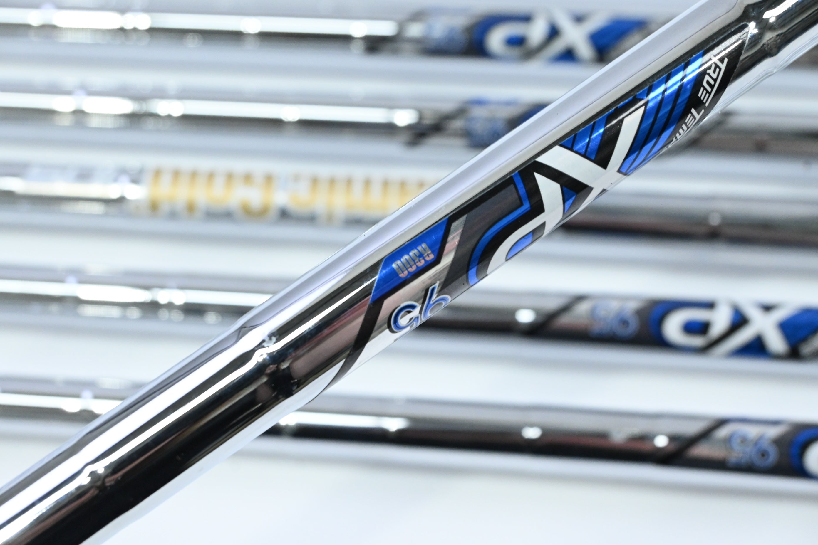 Callaway Rogue Irons / 5-PW+SW / Regular Flex XP R300 95 Shaft