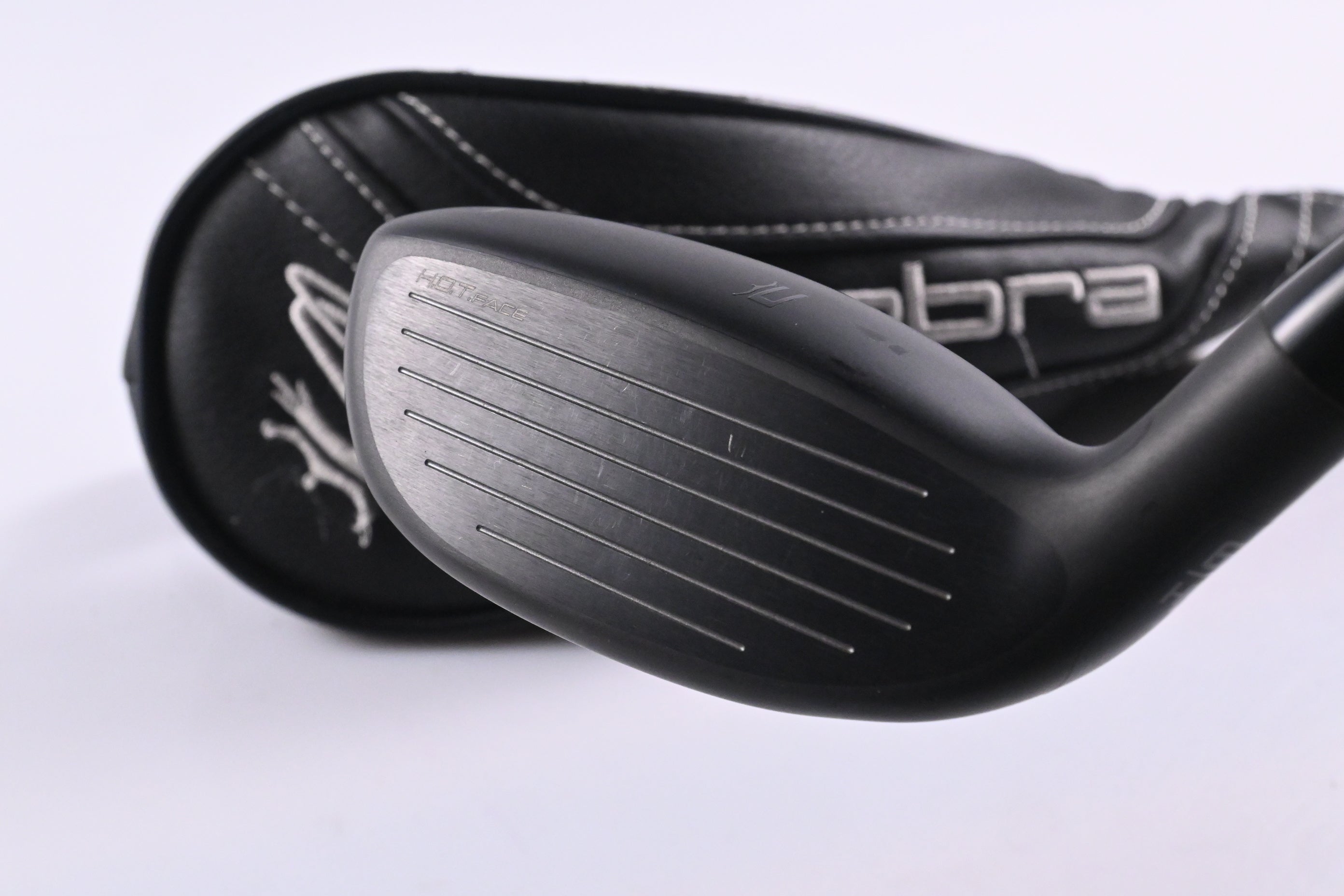 Cobra Darkspeed #3 Hybrid / 19 Degree / X-Flex Hzrdus Gen4 Black 90 Shaft