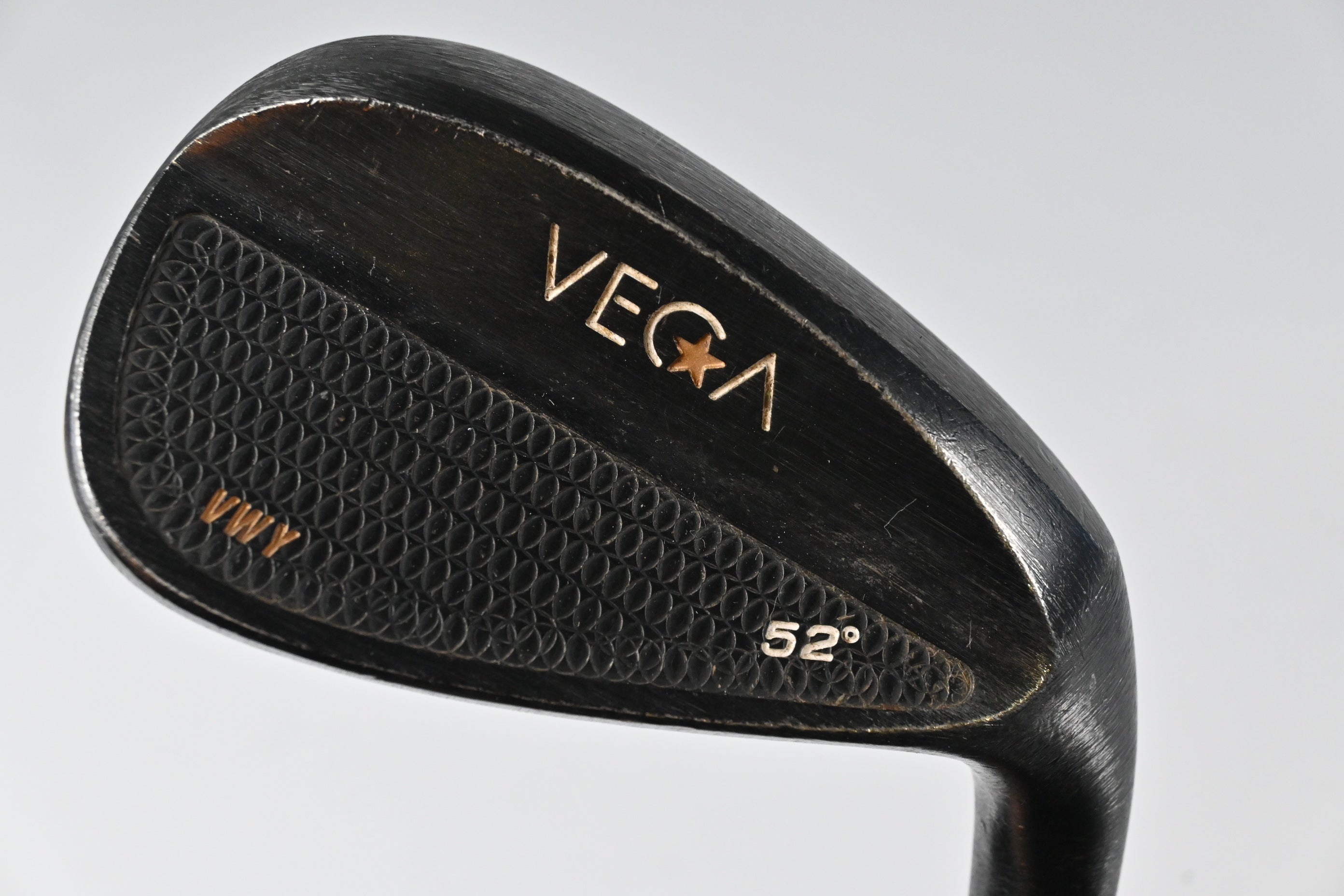 Vega VWY Gap Wedge / 52 Degree / Regular Flex KBS Tour Lite Shaft