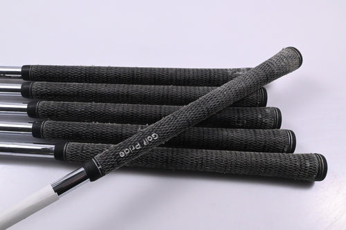 Titleist 695 Forged Irons / 5-PW / X-Flex Dynamic Gold X100 Shafts