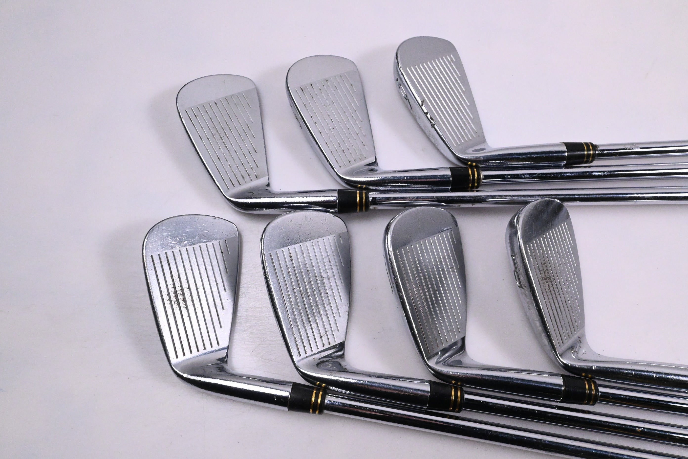 Titleist 695CB Irons / 4-PW / X-Flex Rifle Precision Shafts