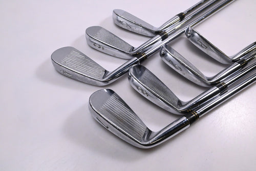 Titleist 695CB Irons / 4-PW / X-Flex Rifle Precision Shafts