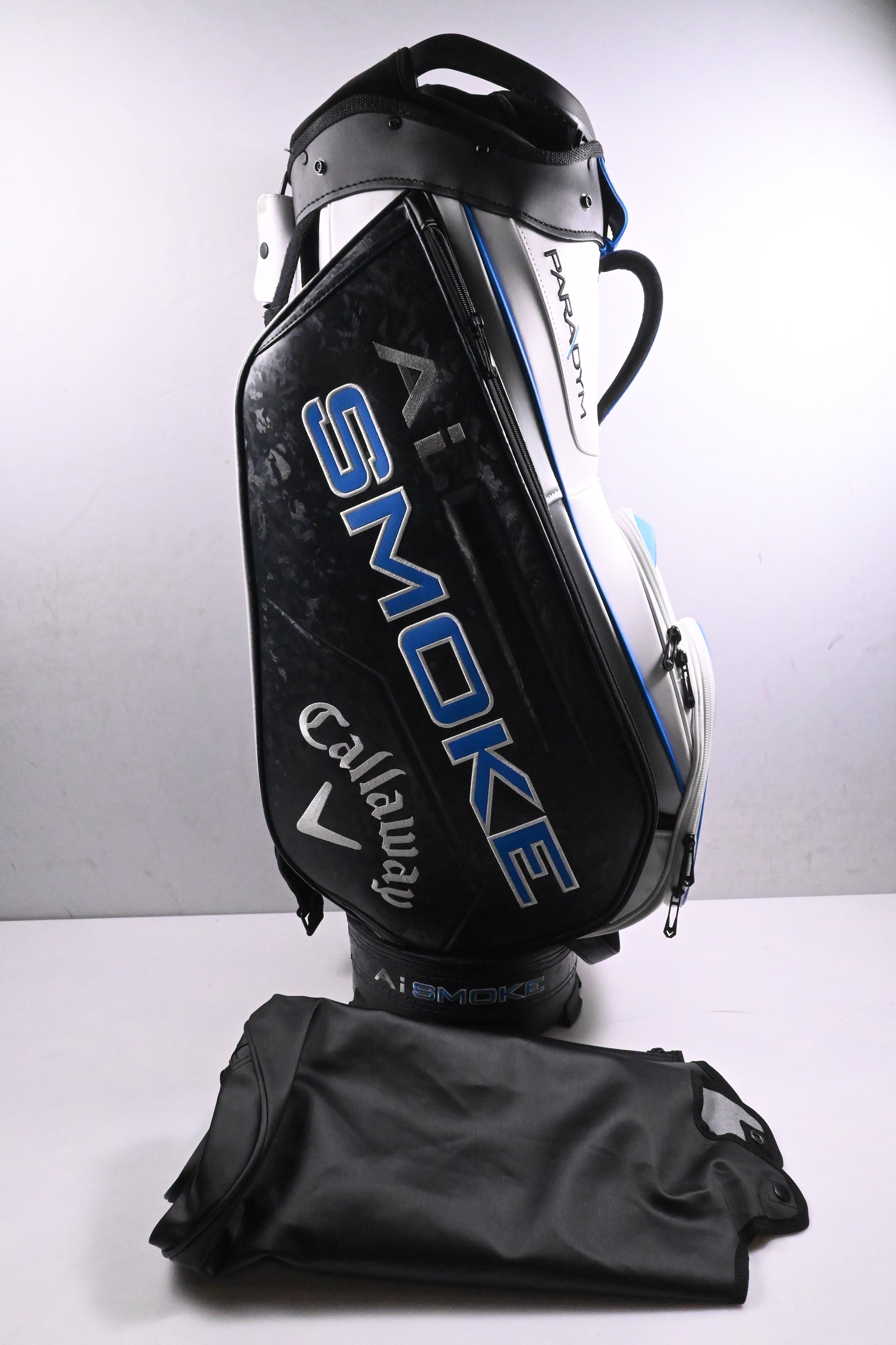 Callaway Paradym Ai Smoke Tour Bag / 14-Way Divider / Black, White, Blue