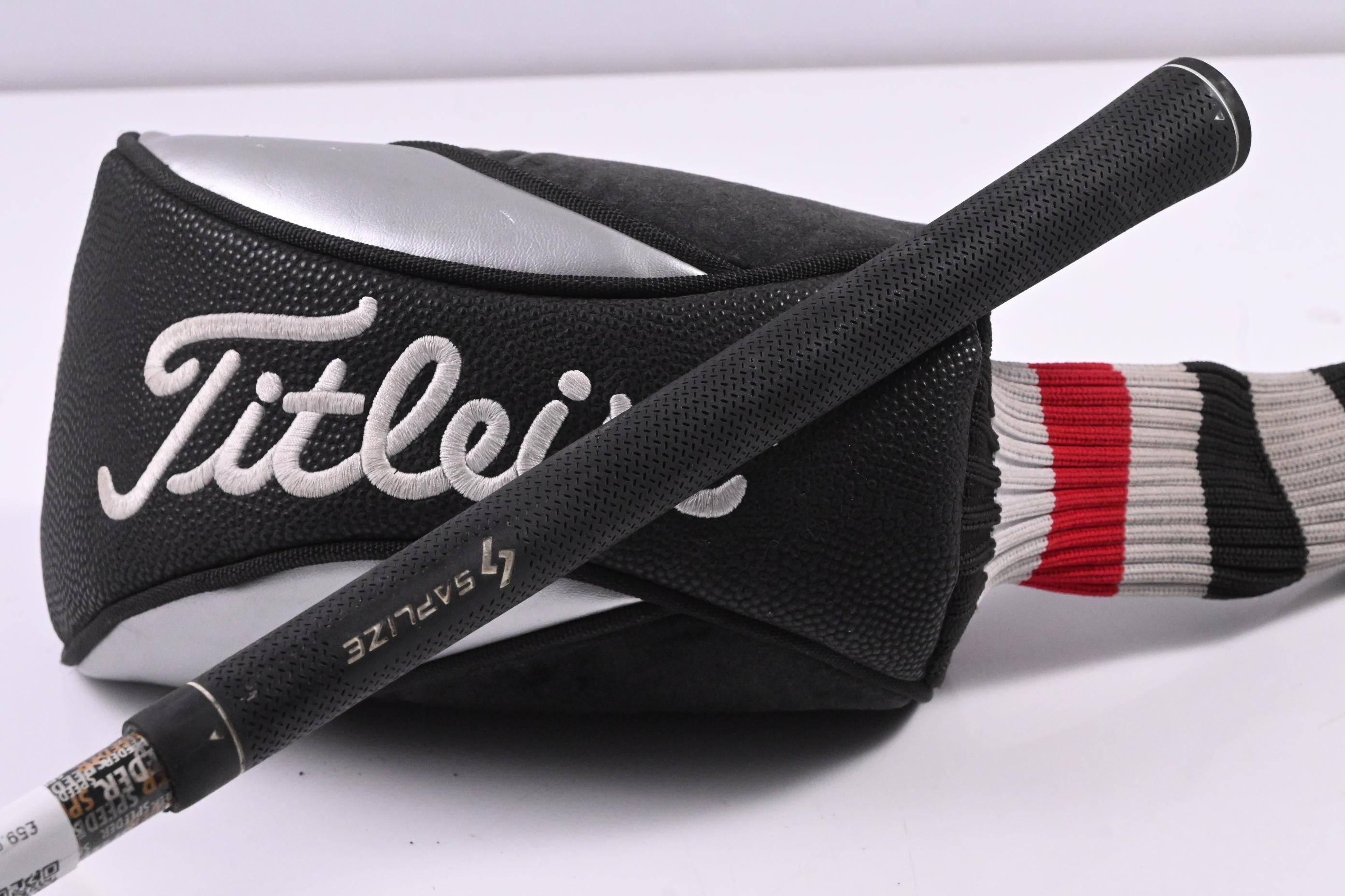 Titleist 905 S Driver / 9.5 Degree / Stiff Flex Fujikura Speeder Shaft