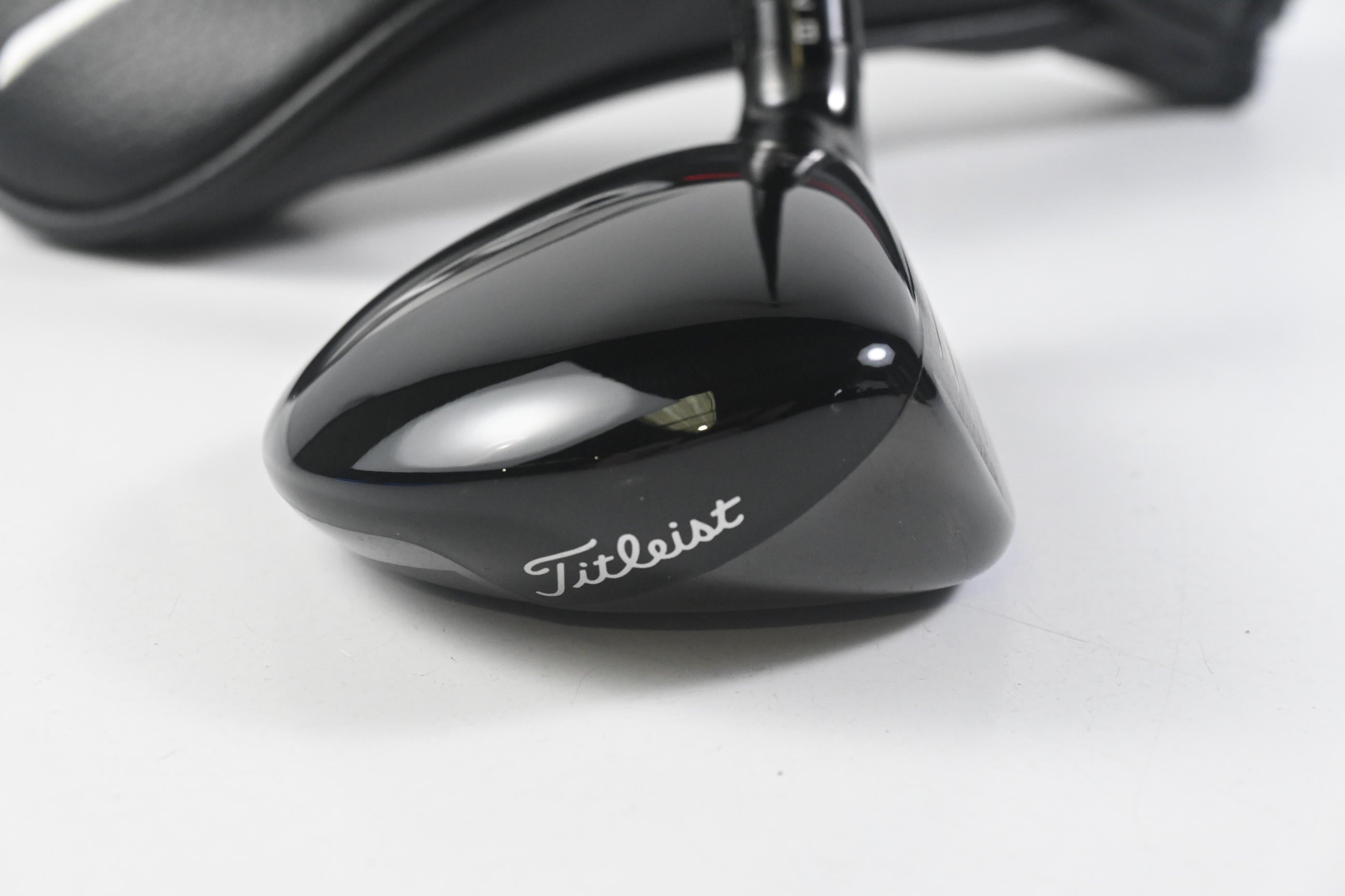 Titleist GT1 #5 Hybrid / 23 Degree / Senior Flex Kuro Kage Black Series 60 Shaft